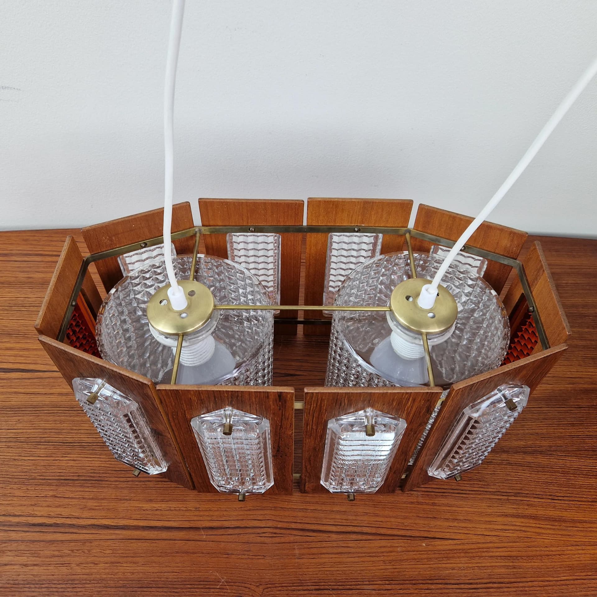 Żyrandol, teak brązowy, szkło transparentne, proj. W. Berndt, Flygsfors, Szwecja, lata 60. - 68705