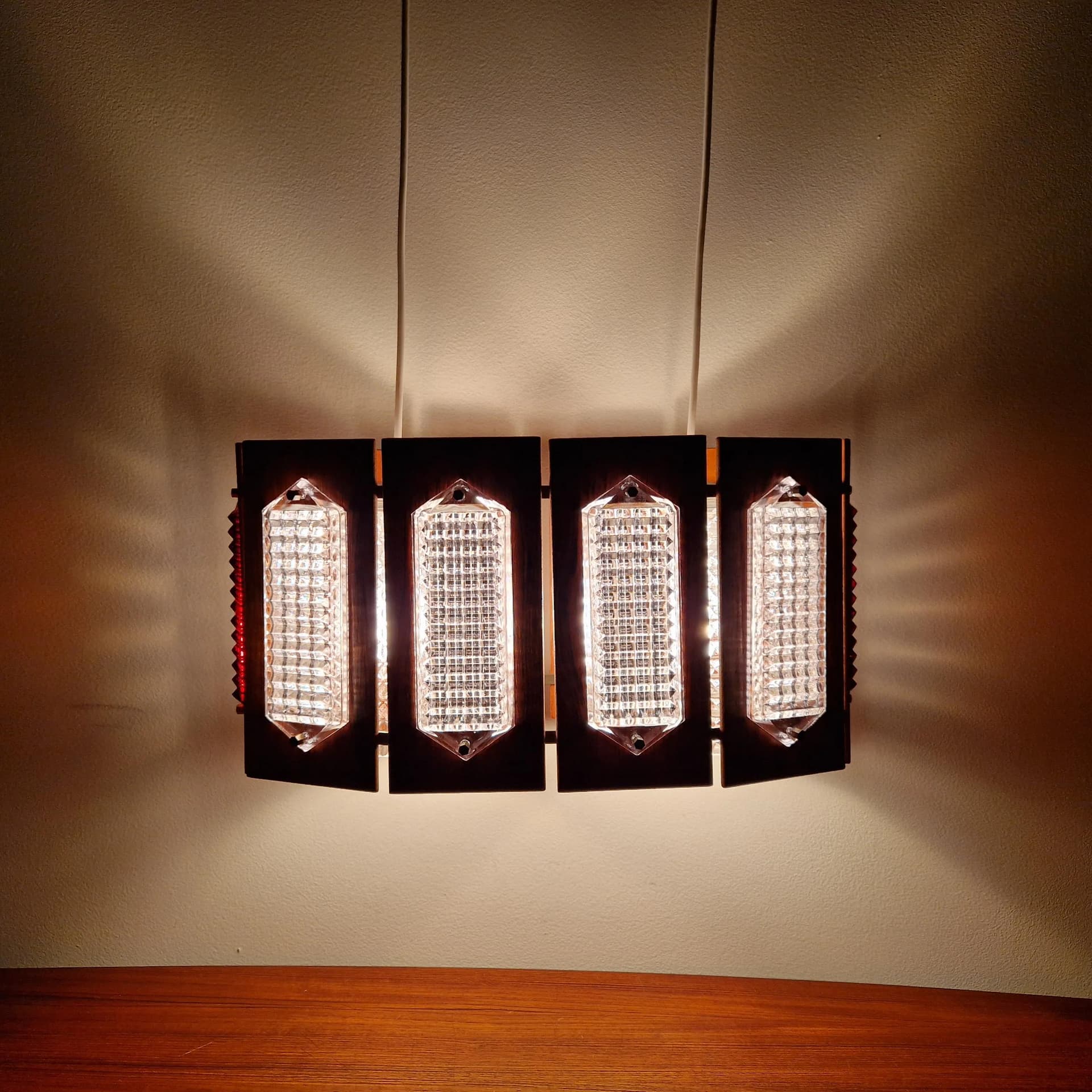 Żyrandol, teak brązowy, szkło transparentne, proj. W. Berndt, Flygsfors, Szwecja, lata 60. - 68713