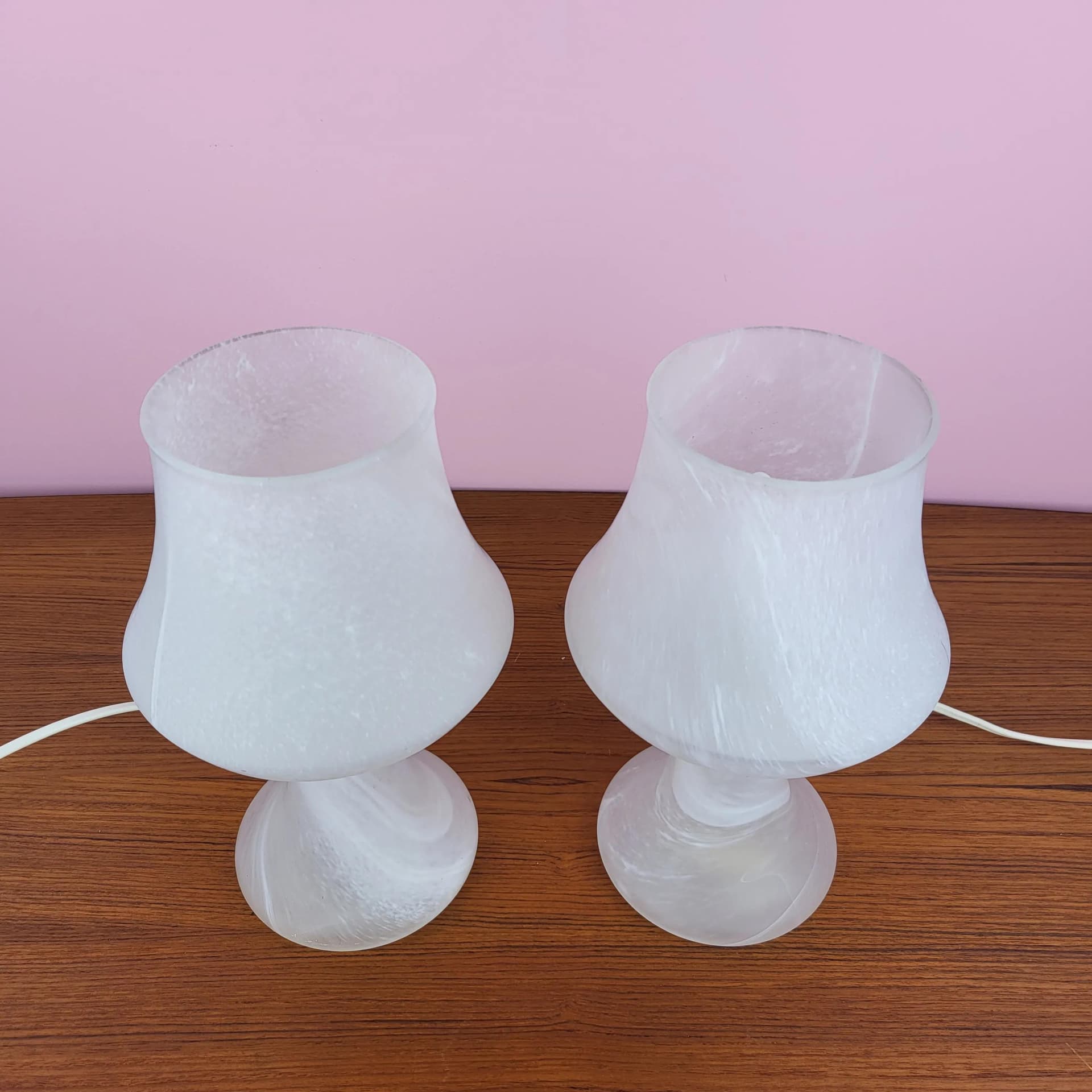 Lampy stołowe grzybki, biały, szkło, Szwecja, lata 70. - 68668