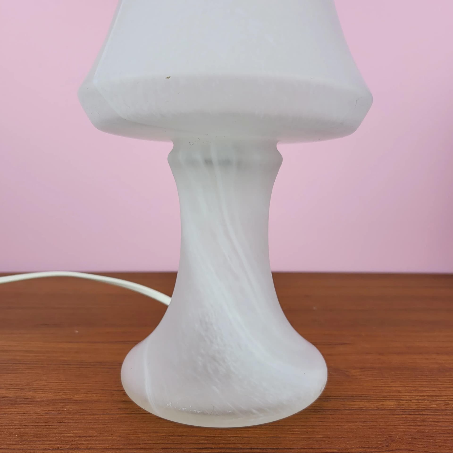 Lampy stołowe grzybki, biały, szkło, Szwecja, lata 70. - 68666