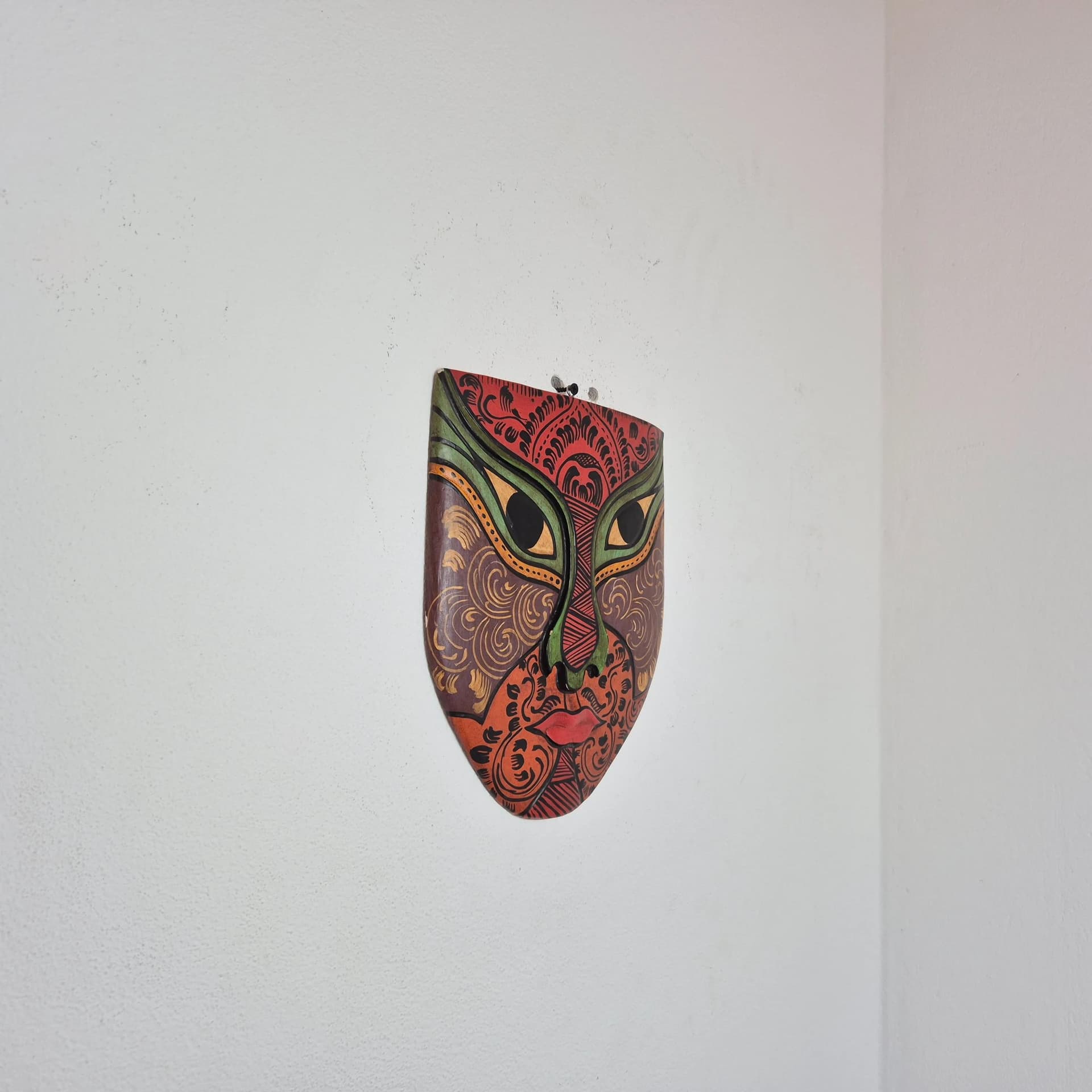 Maska plemienna, folk/tribal, multicolor, drewno, lata 80. - 69476