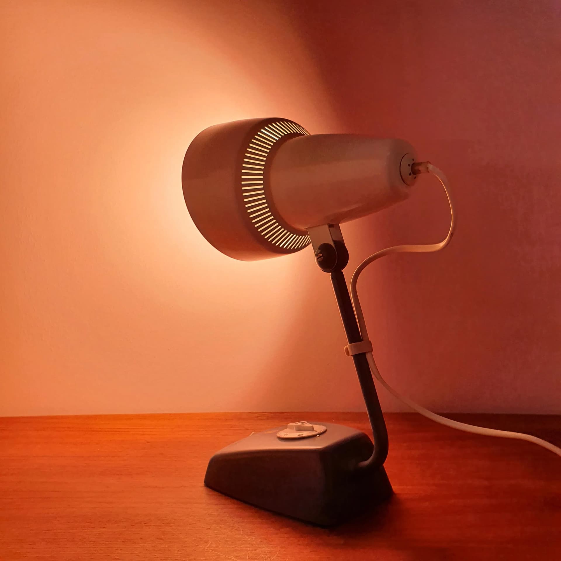 Lampa stołowa KI 2851, biała, metal, Philips, Holandia, lata 60. - 69306