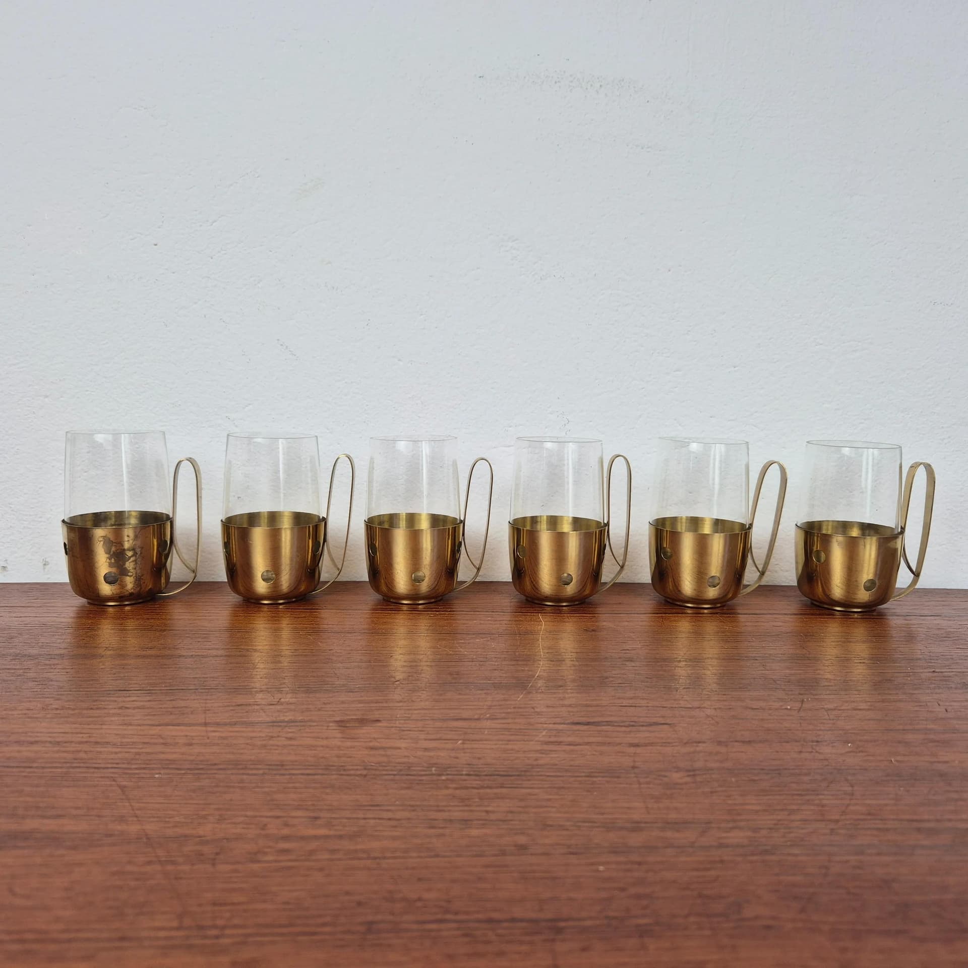 Komplet szklanek z tacą, złoty, szkło mosiądz, Niemcy, lata 50. - 68968