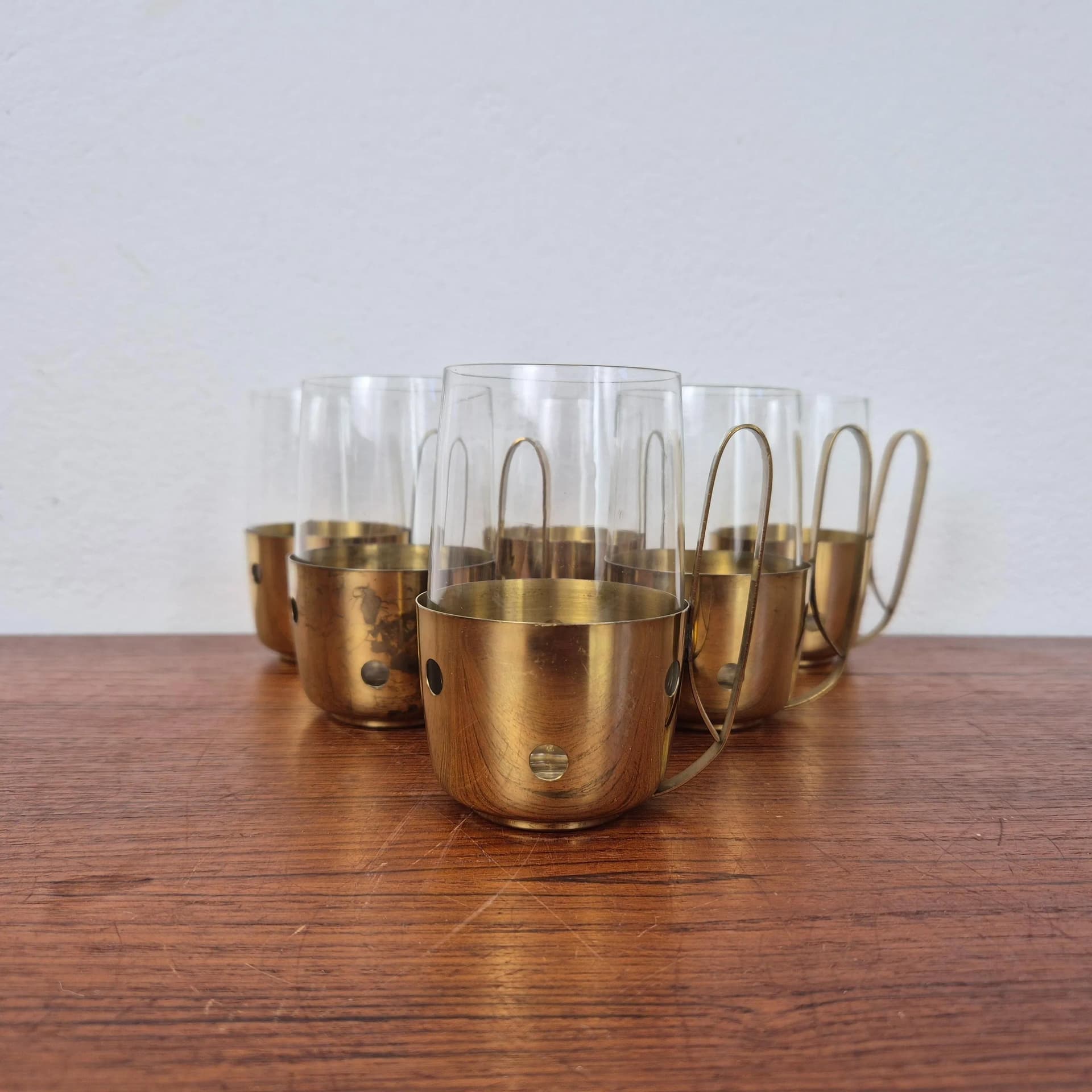 Komplet szklanek z tacą, złoty, szkło mosiądz, Niemcy, lata 50. - 68973