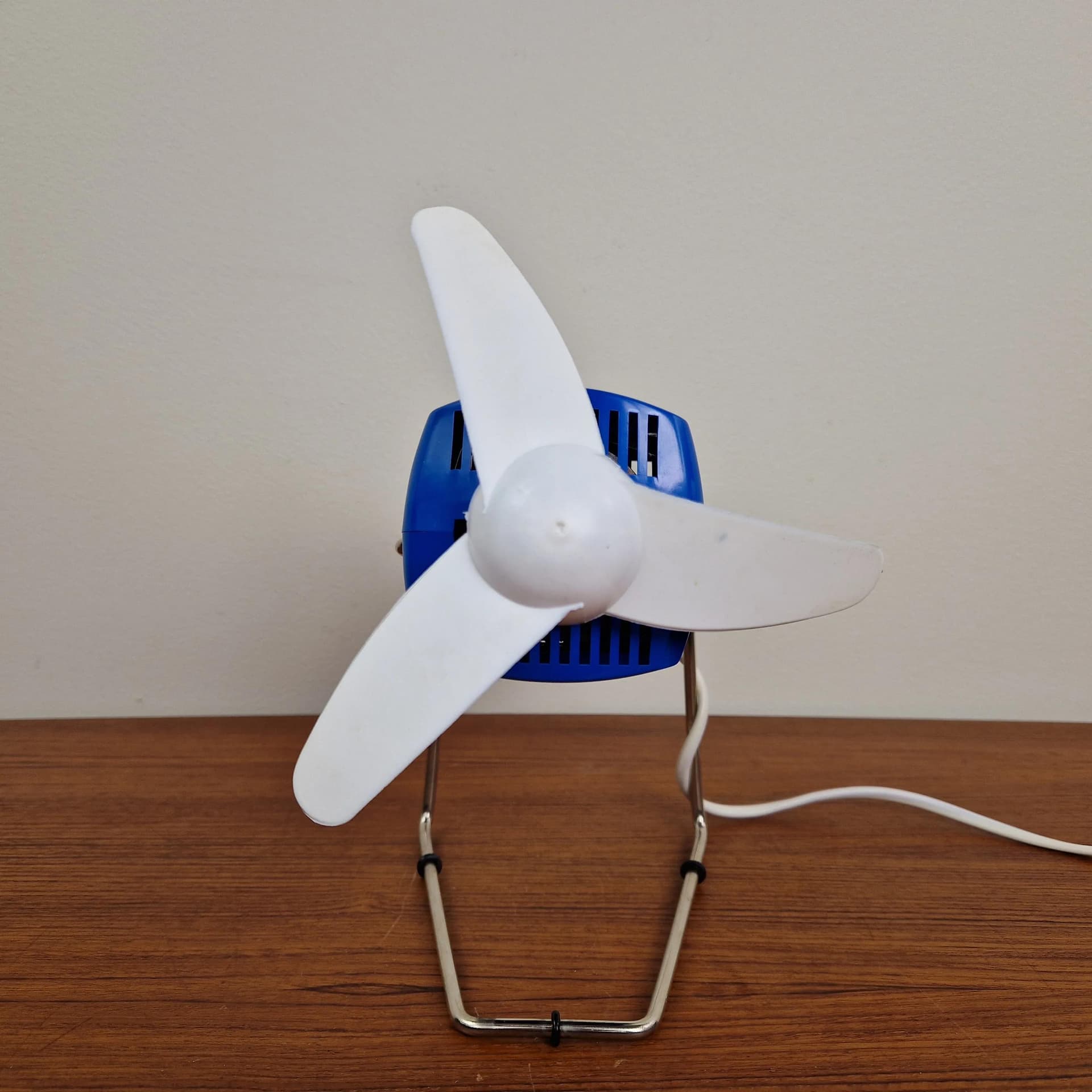Desk fan, navy blue, plastic chrome, Severin, Germany, 1980s. - 68943