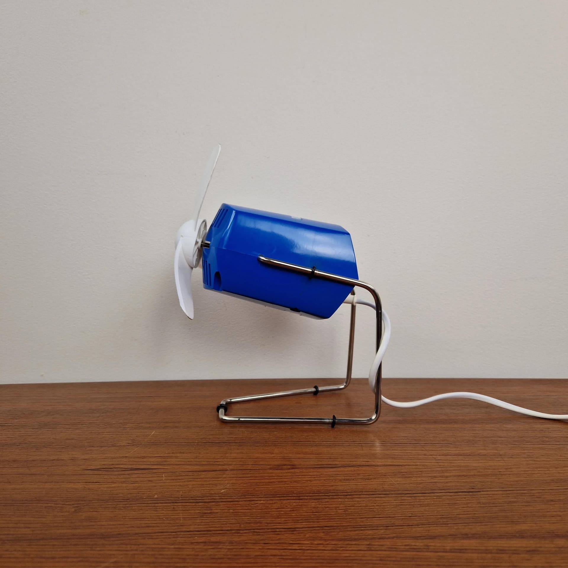 Desk fan, navy blue, plastic chrome, Severin, Germany, 1980s. - 68942