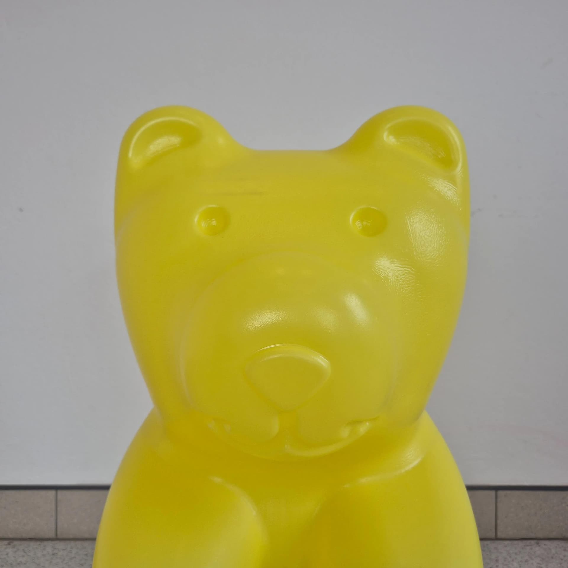 Lampa podłogowa miś Haribo, cytrynowy, plastik, Niemcy, lata 80. - 68932