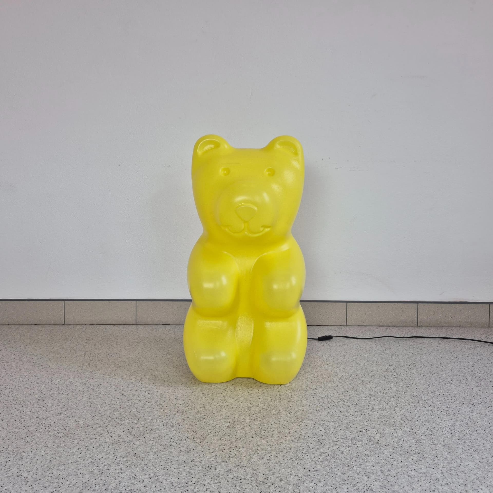 Lampa podłogowa miś Haribo, cytrynowy, plastik, Niemcy, lata 80. - 68930