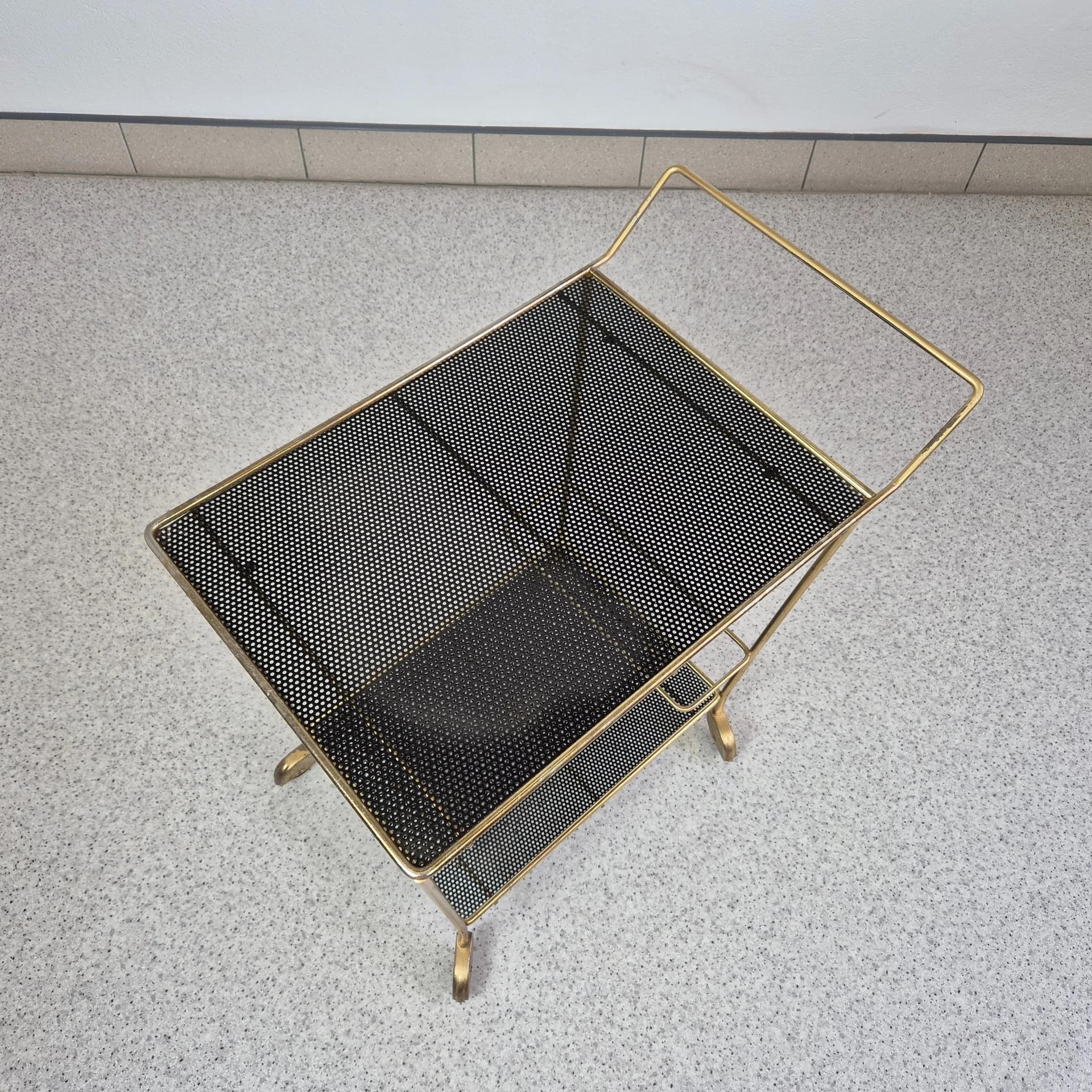 Bar cart, golden, metal, France, 1950s. - 68926