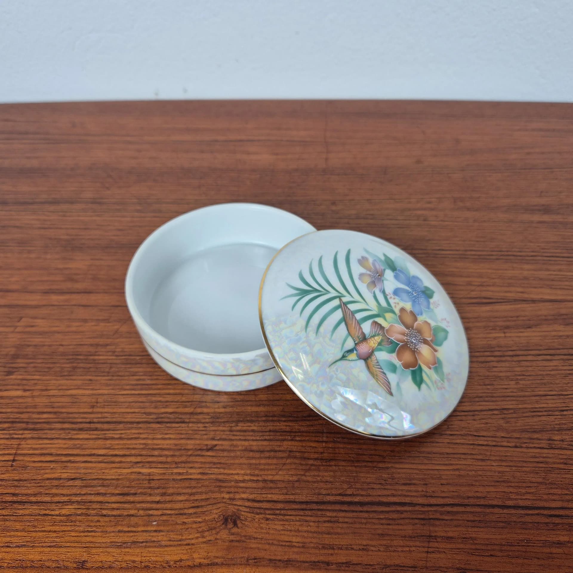 Puzderko, Limoges, porcelana multikolor, Francja, lata 60. - 68885