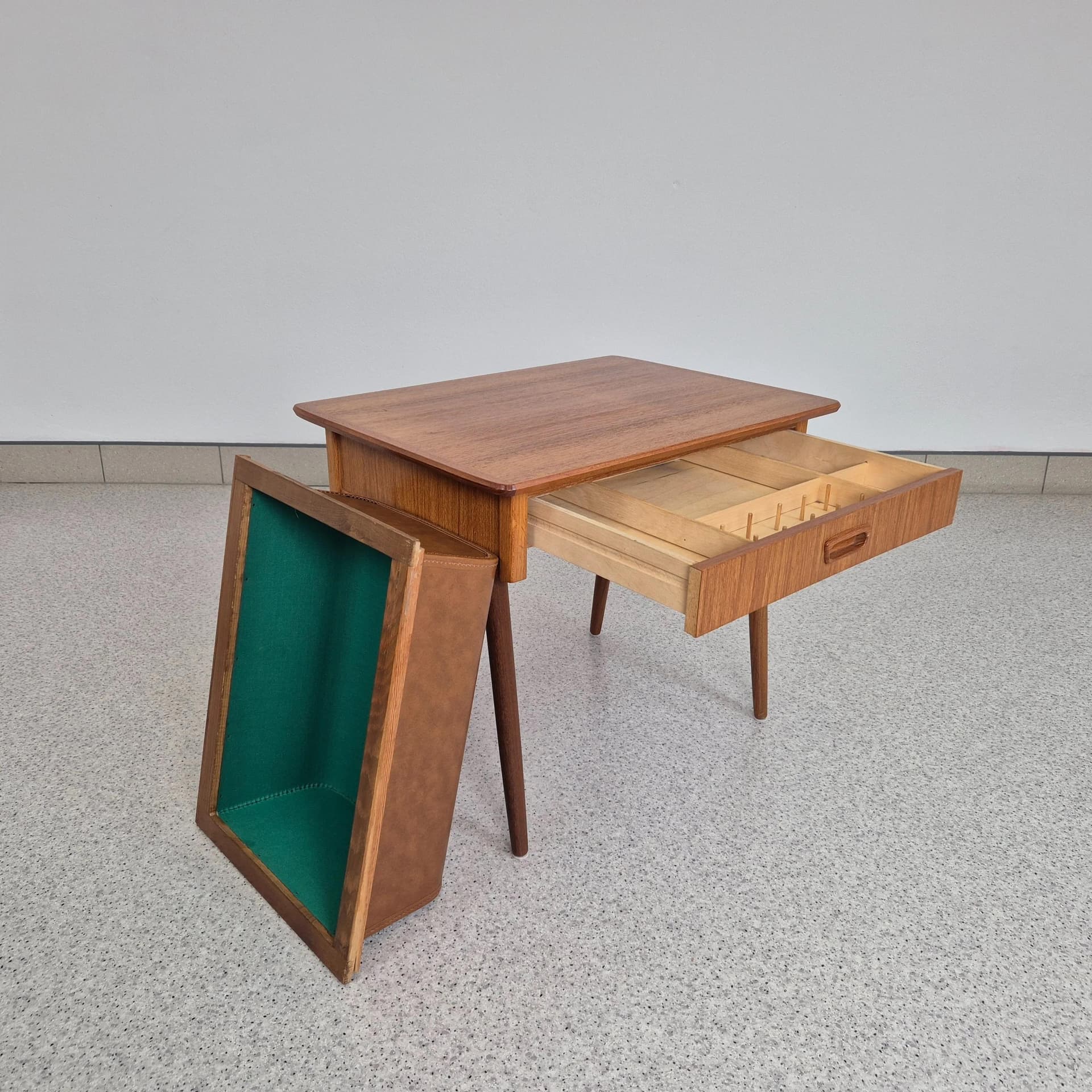 Teak Sewing Table, brown, teak, Norway, 1960s. - 68863