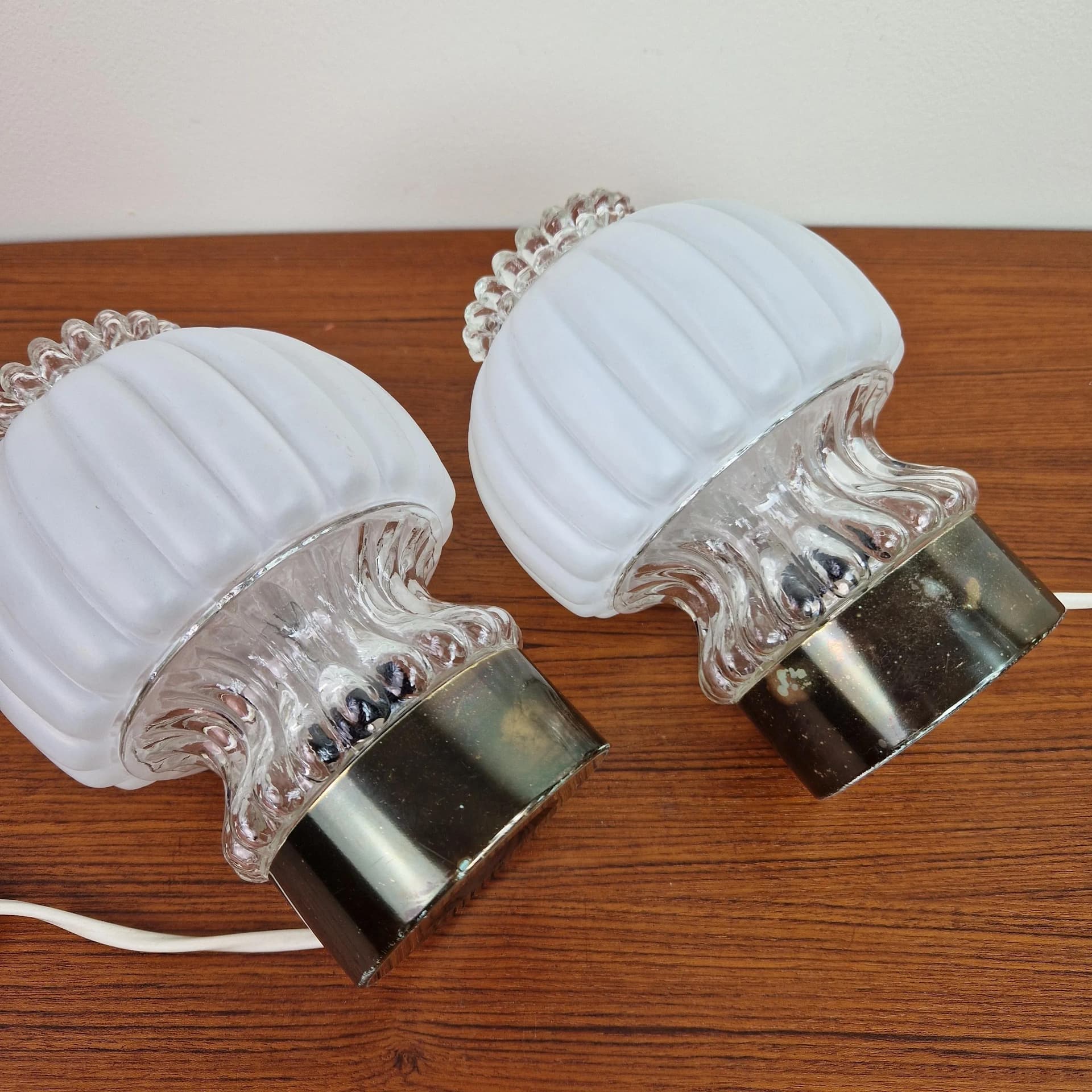 Para lampek nocnych, szkło białe, Niemcy, lata 60. - 68855