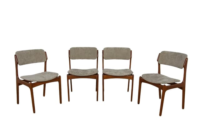 Komplet czterech krzeseł model 49, teak szary, proj. E. Buch, Dania, lata 60. - WYMIARY
