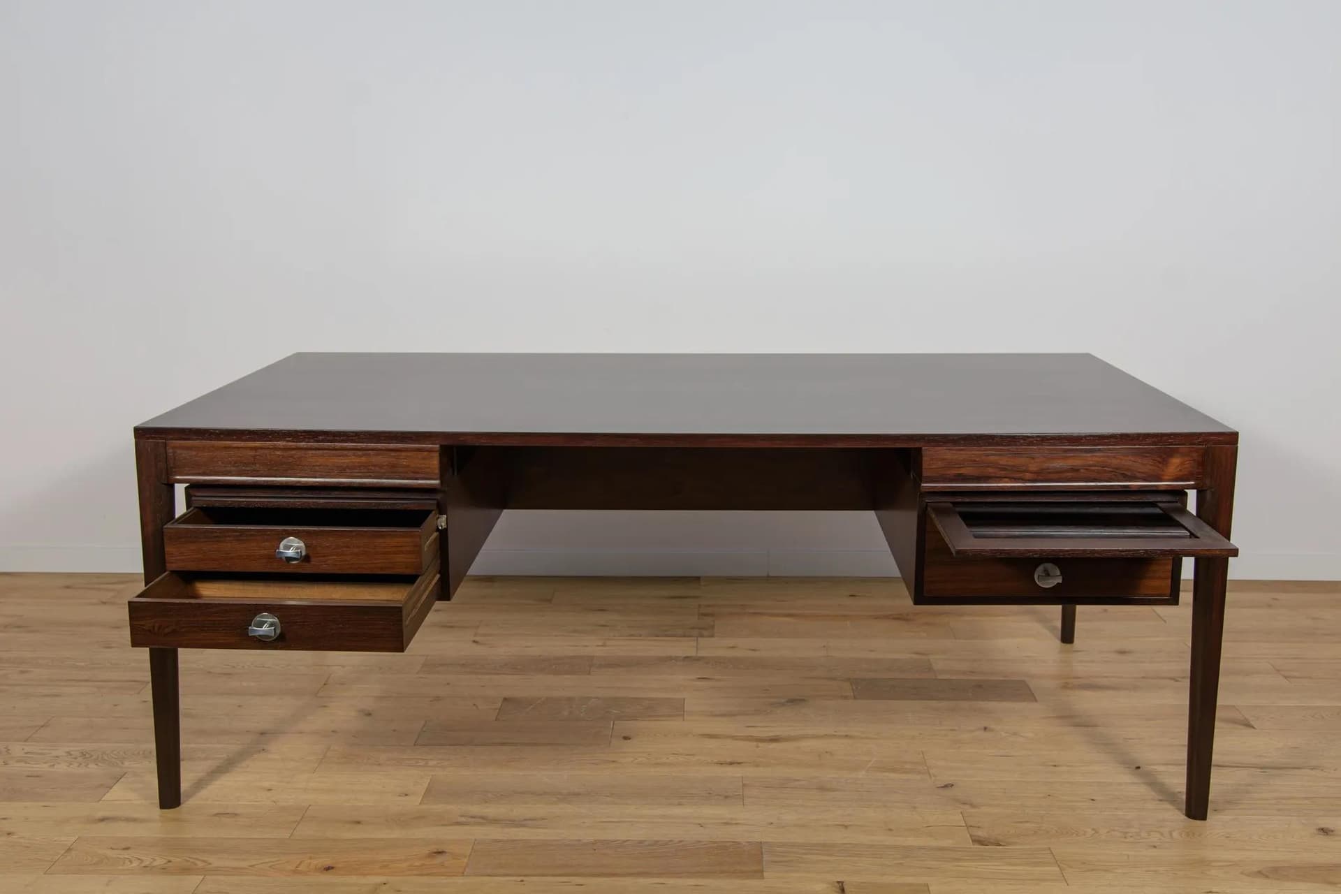 Desk Diplomat FD-951, brown rosewood, by F. Juhl, France & Son, Denmark, 1960s. - 72070