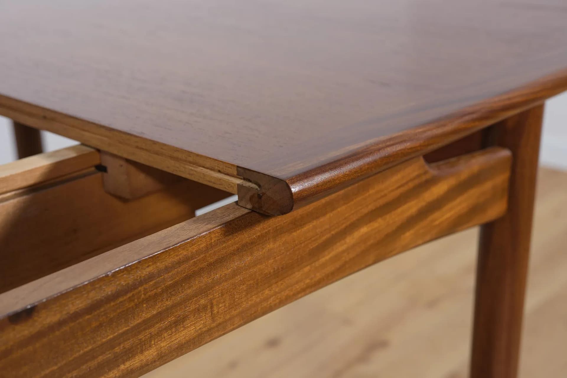 Stół G-Plan, teak brązowy, Wielka Brytania, lata 60. - 72023