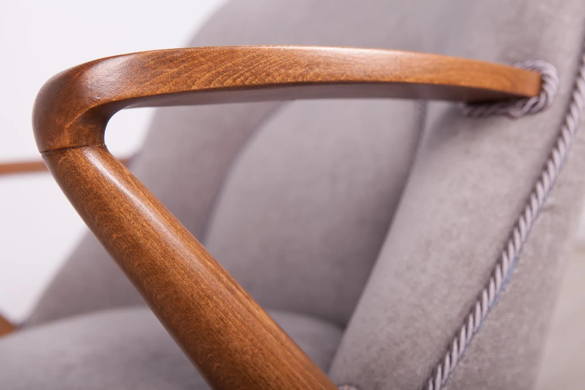 Para foteli 345, tkanina szara, drewno dąb, proj. J. Jędrachowicz i K. Racinowski, Poznańskie Fabryki Mebli, Polska, lata 50. - 71882