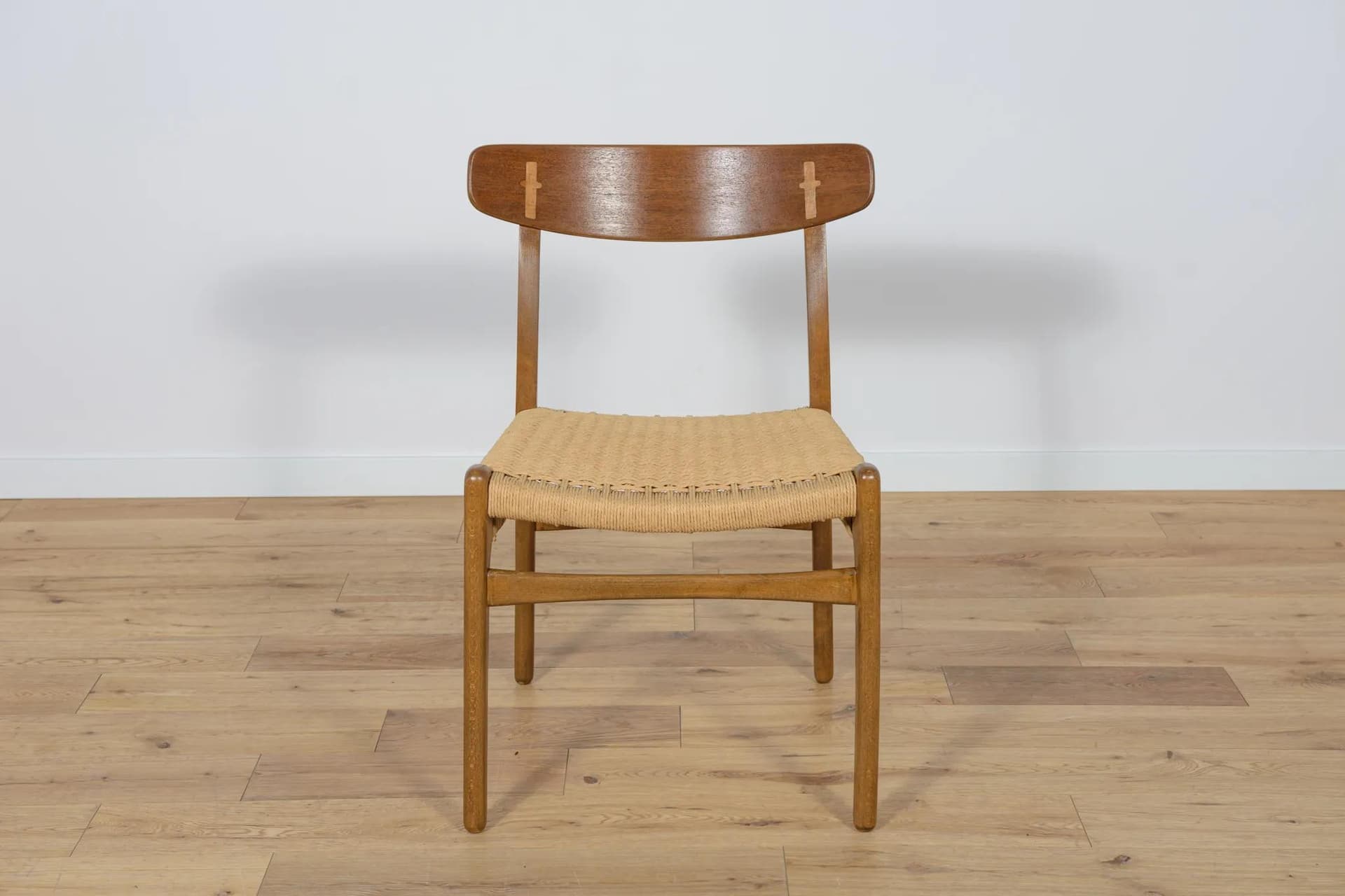 Komplet czterech krzeseł CH23, teak brązowy, proj. H.J. Wegner, Carl Hansen & Søn, Dania, lata 60. - 71865