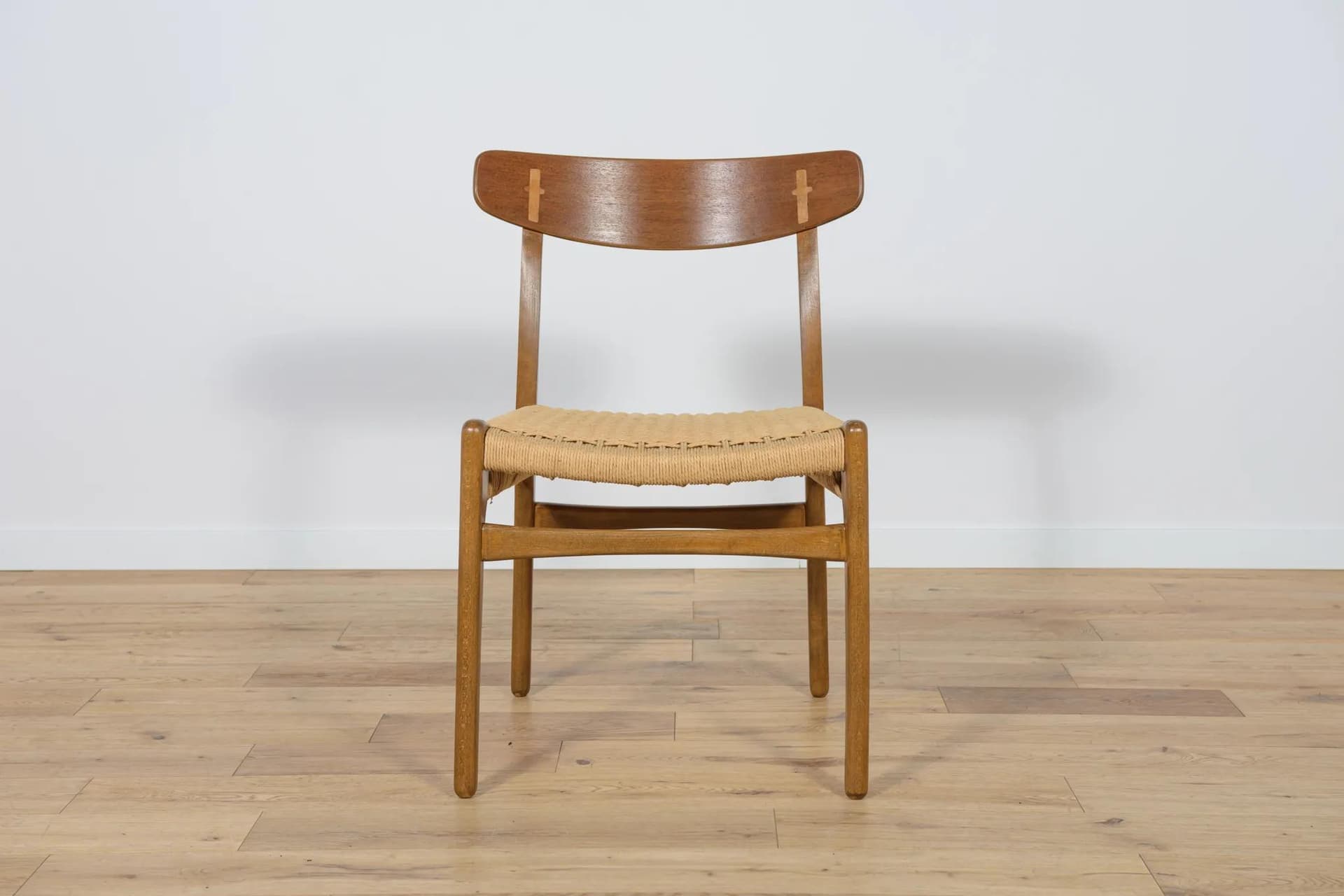 Komplet czterech krzeseł CH23, teak brązowy, proj. H.J. Wegner, Carl Hansen & Søn, Dania, lata 60. - 71864