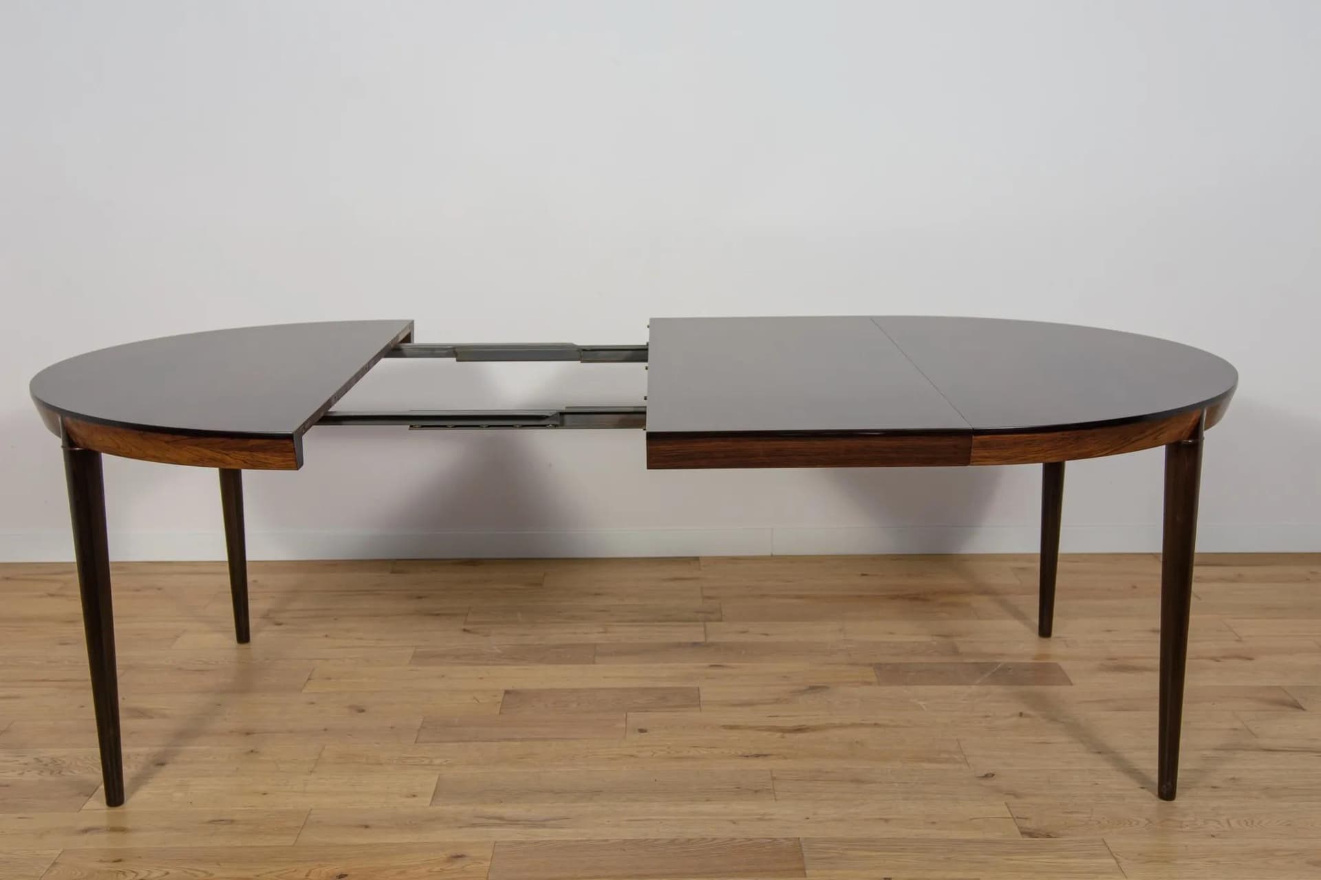 Stół rozkładany Model 71, palisander ciemnobrązowy, proj. S. Hansen, Dania, lata 60. - 71814