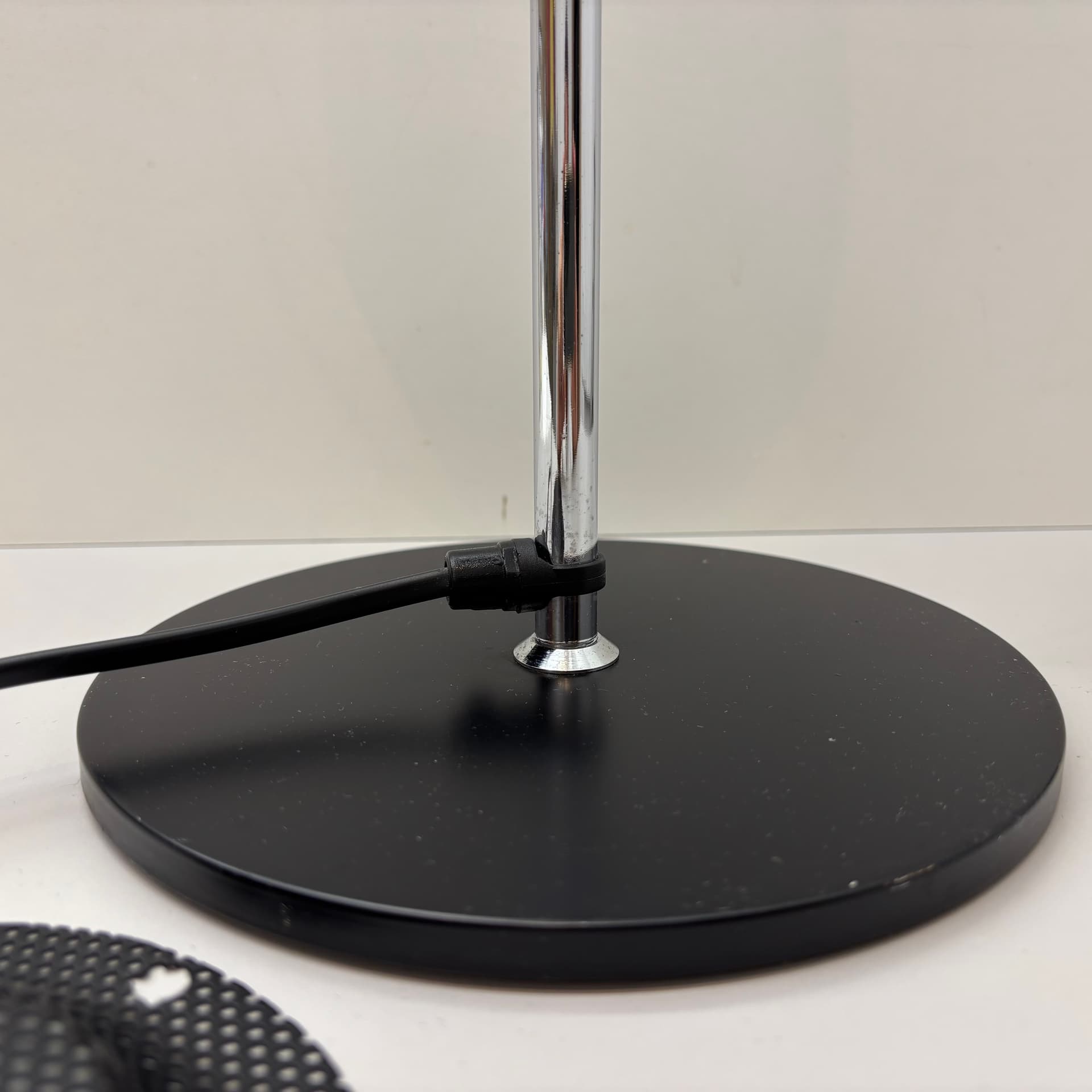 Lampa gabinetowa Circle, czarny, metal transparentny, Szwecja, lata 80. - 69610