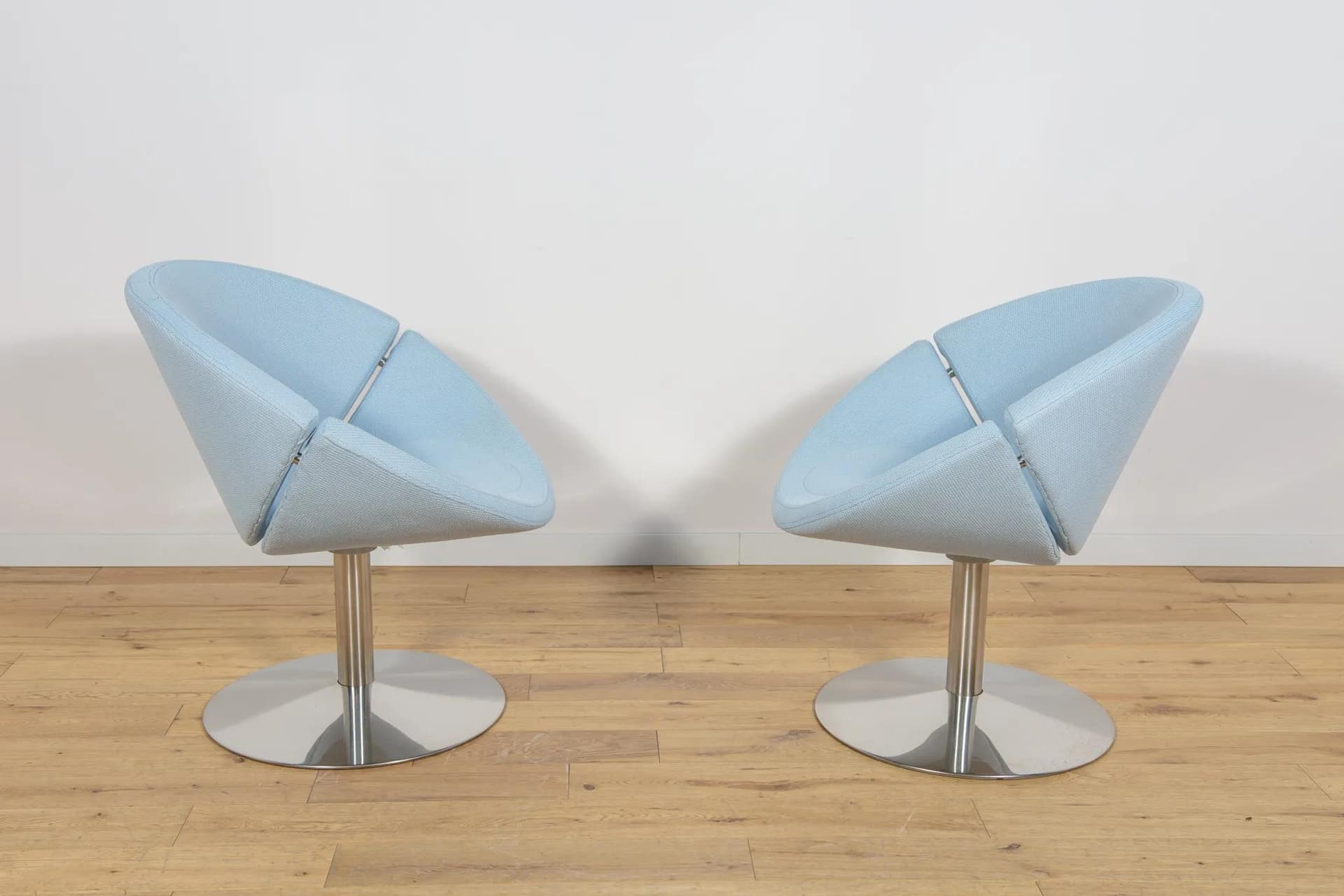 Pair of armchairs Apollo EJ 96, light blue, fabric, brushed steel, by P. H. Lorentzen & J. Foersom, Denmark, 21st c. - 71590