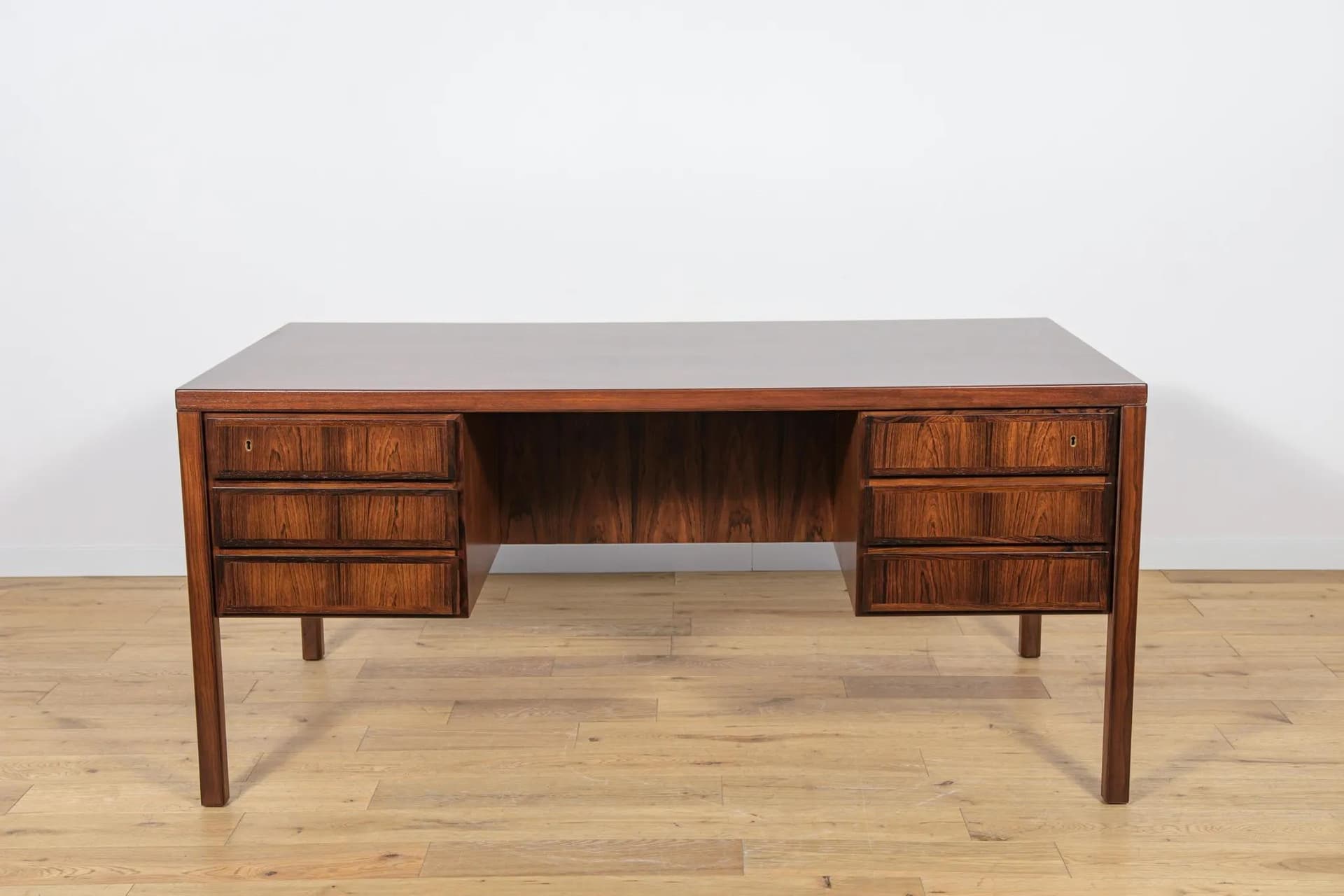 Freestanding desk model 77, rosewood dark brown, Denmark, 1960s. - 71497