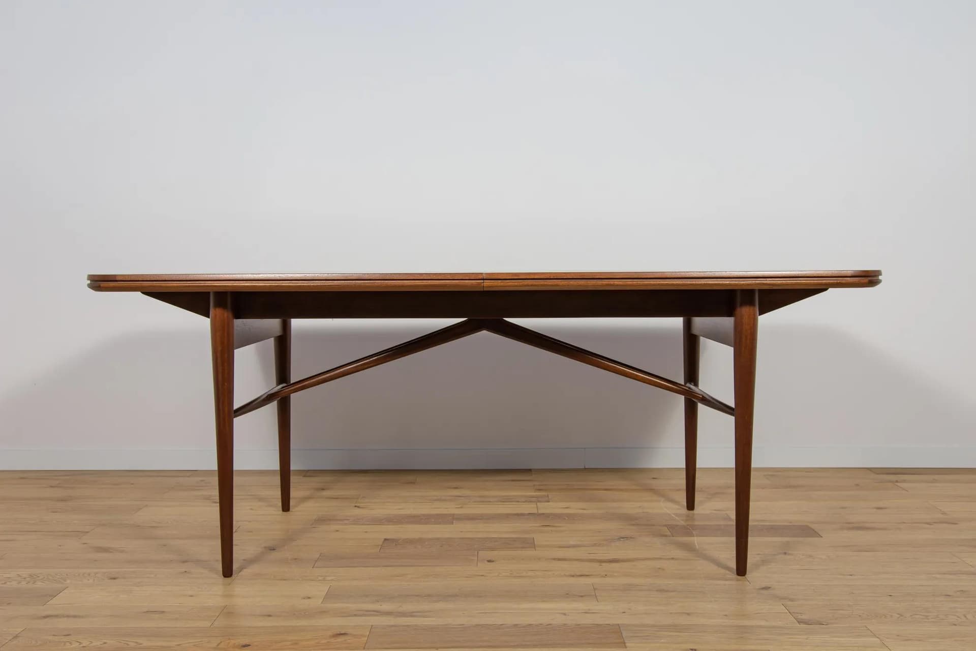 Stół rozkładany, palisander brązowy, proj. R. Heritage, Wielka Brytania, lata 60. - 71347