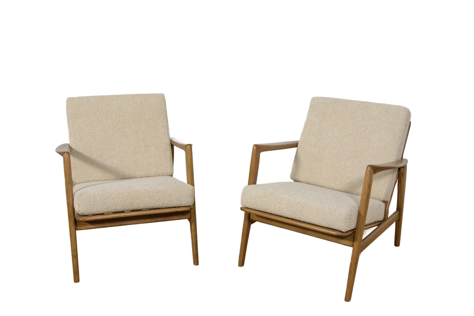 Pair of armchairs 300-139, beige boucle, walnut-stained beech, Swarzędzka Fabryka Mebli, Poland, 1960s.