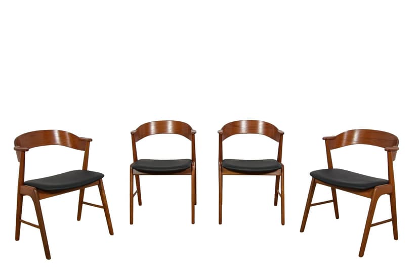 Komplet czterech krzeseł, teak brązowy, skóra czarna, Dania, lata 60.