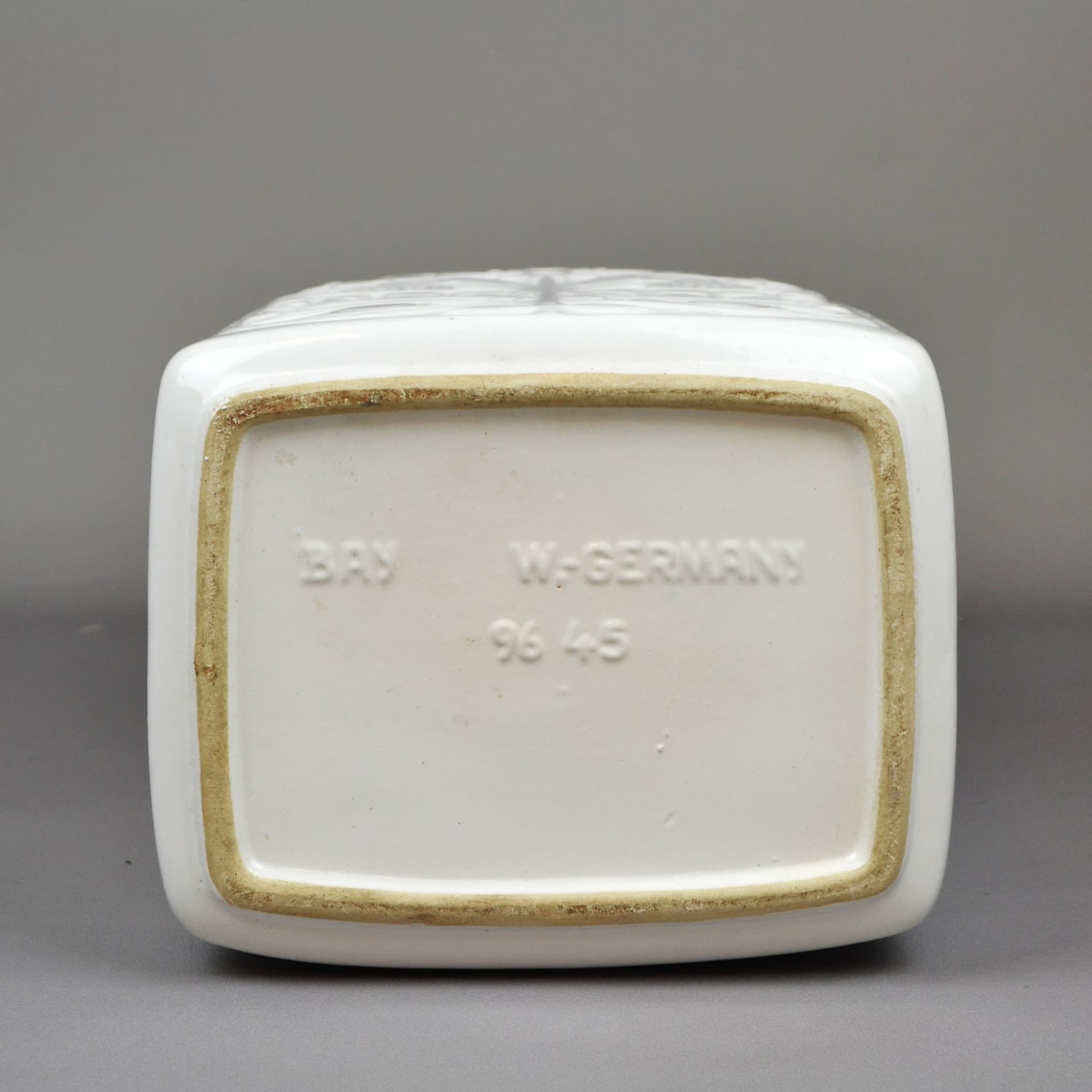 Floor vase, white ceramic, by B. Mans, Germany, 1970s. - 514