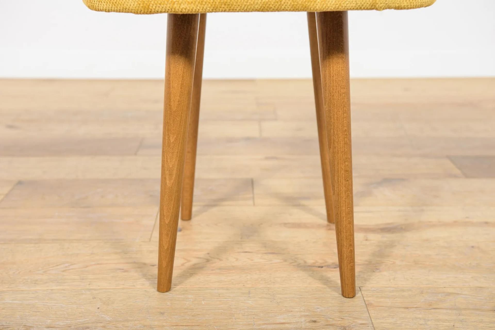 Stołek, żółty, buk brązowy, Polska, lata 70. - 70804