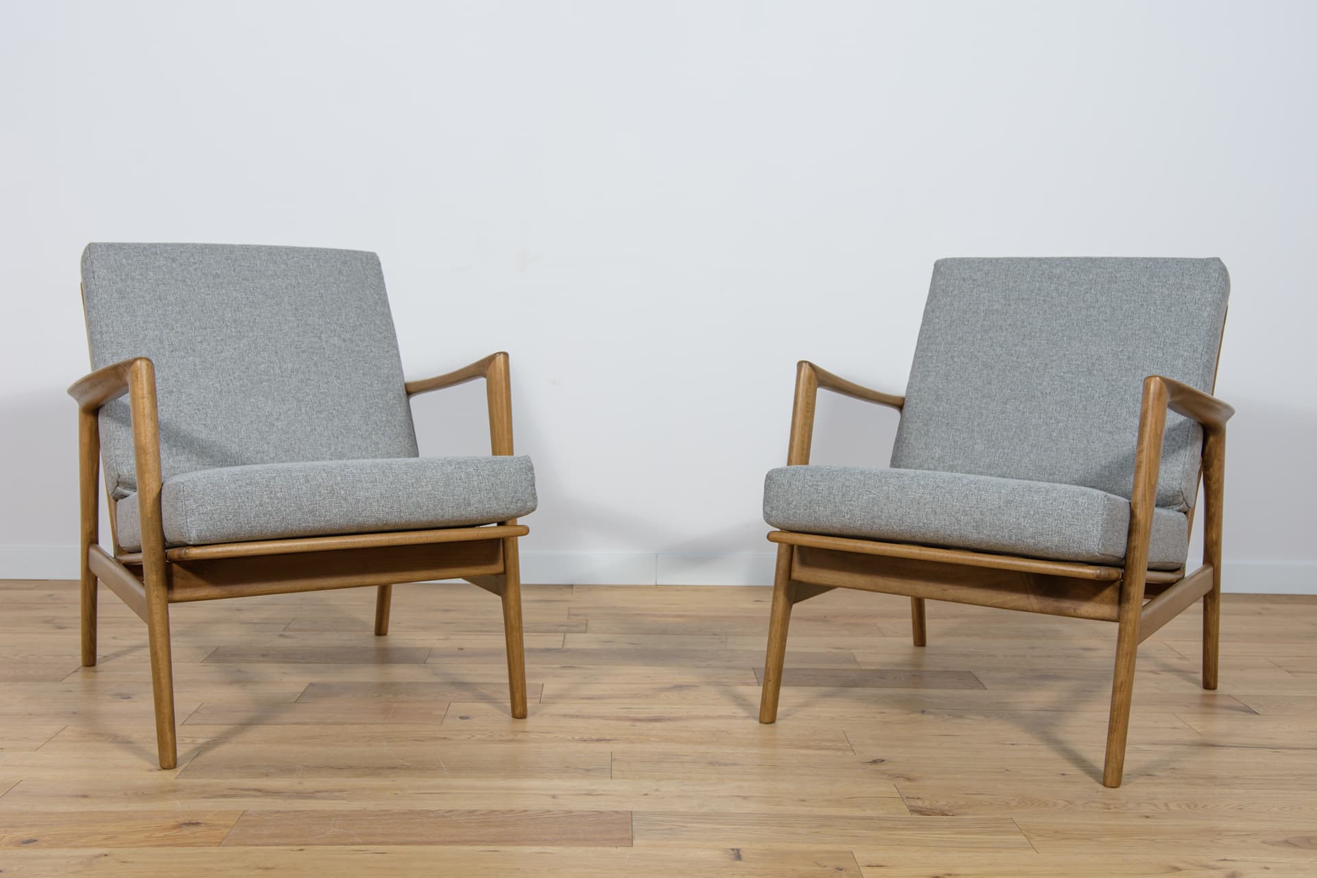 Pair of armchairs 300-139, beech walnut, grey fabric, Swarzędzka Fabryka Mebli, Poland, 1960s. - 70539