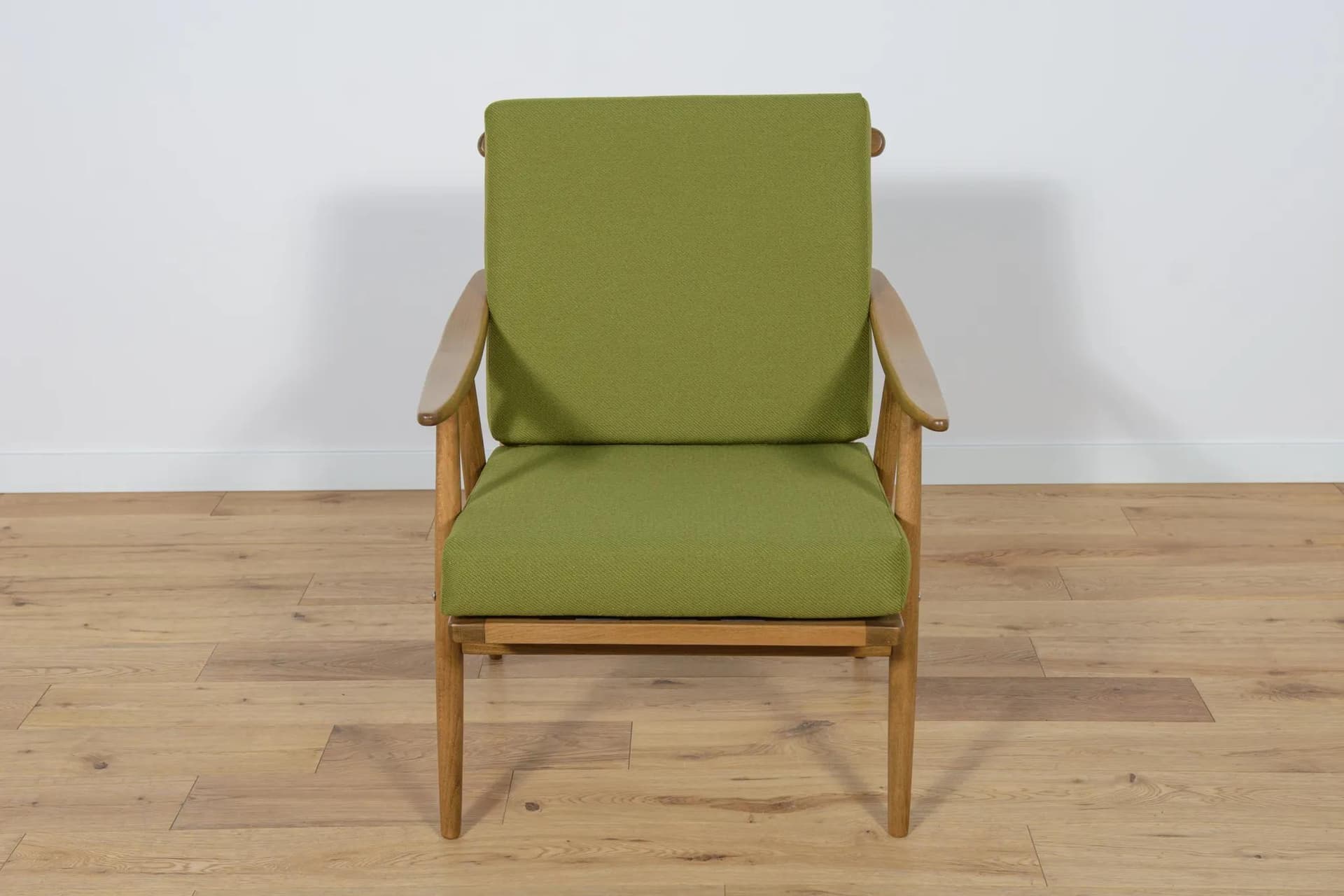 Armchair, walnut beech, green, TON, Czechoslovakia, 1960s. - 70477