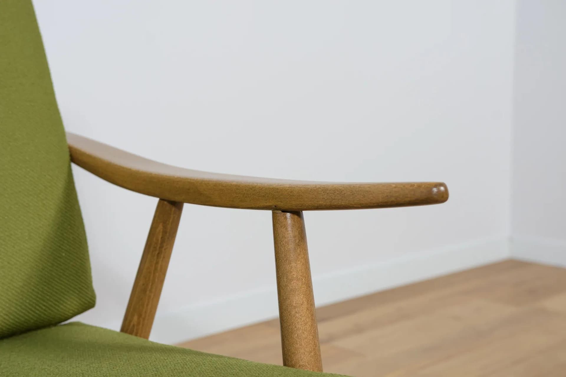 Armchair, walnut beech, green, TON, Czechoslovakia, 1960s. - 70482