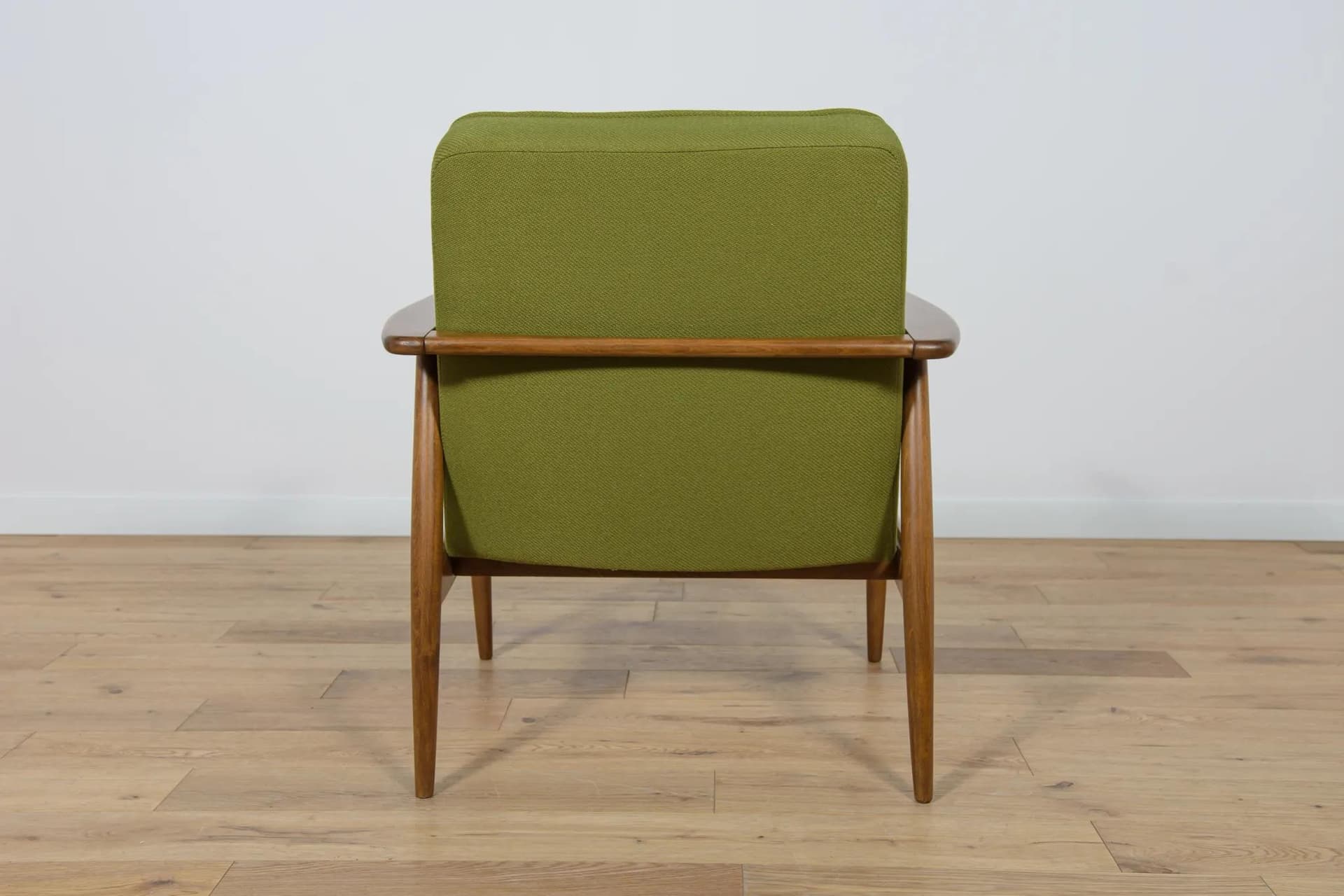 Fotel Typ 300-192, beech brązowy, tkanina zielona, proj. J. Kędziorek, Polska, lata 70. - 70322