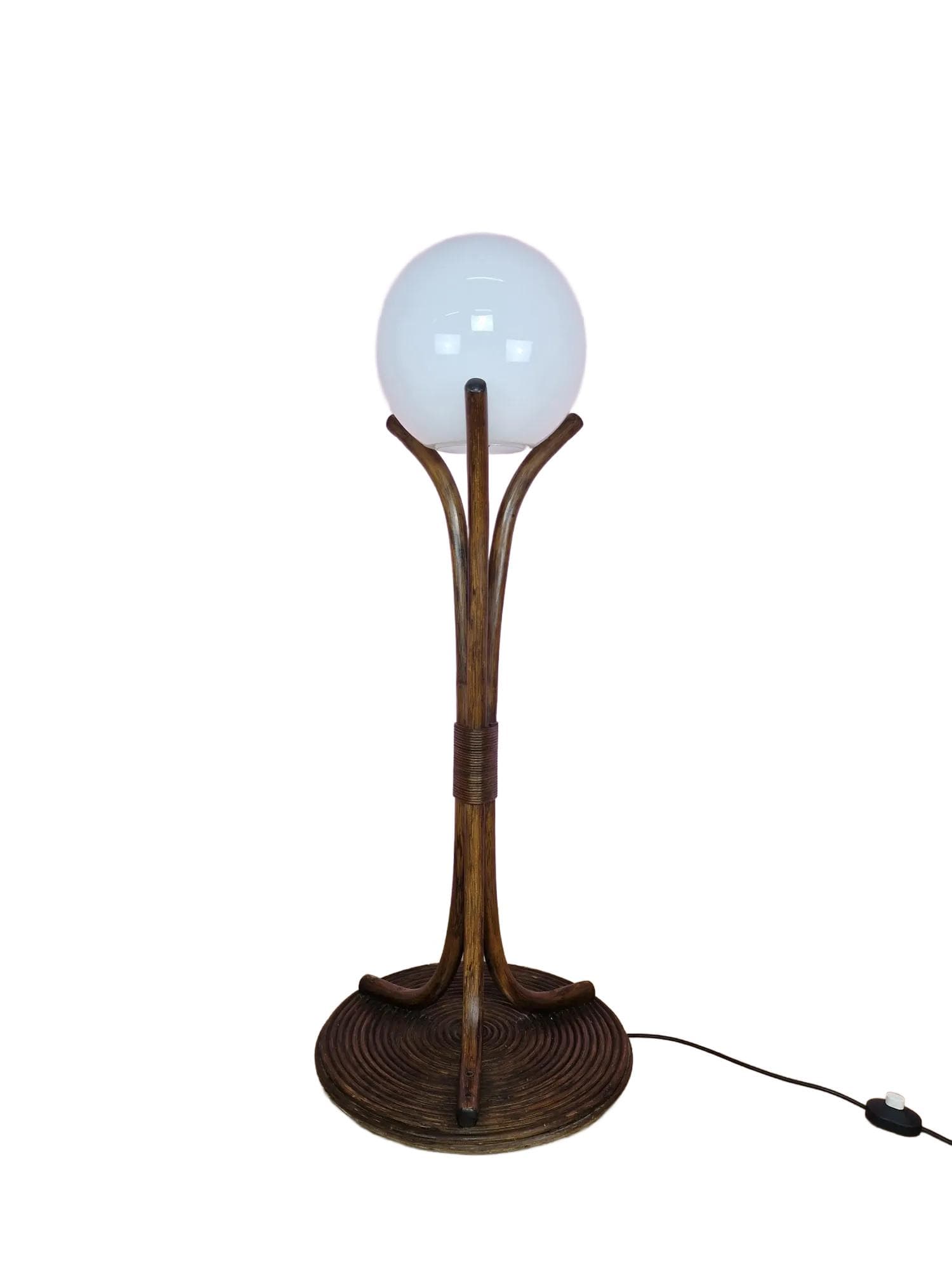 Lampa podłogowa, rattan brązowy ciemny, Polska, lata 70.