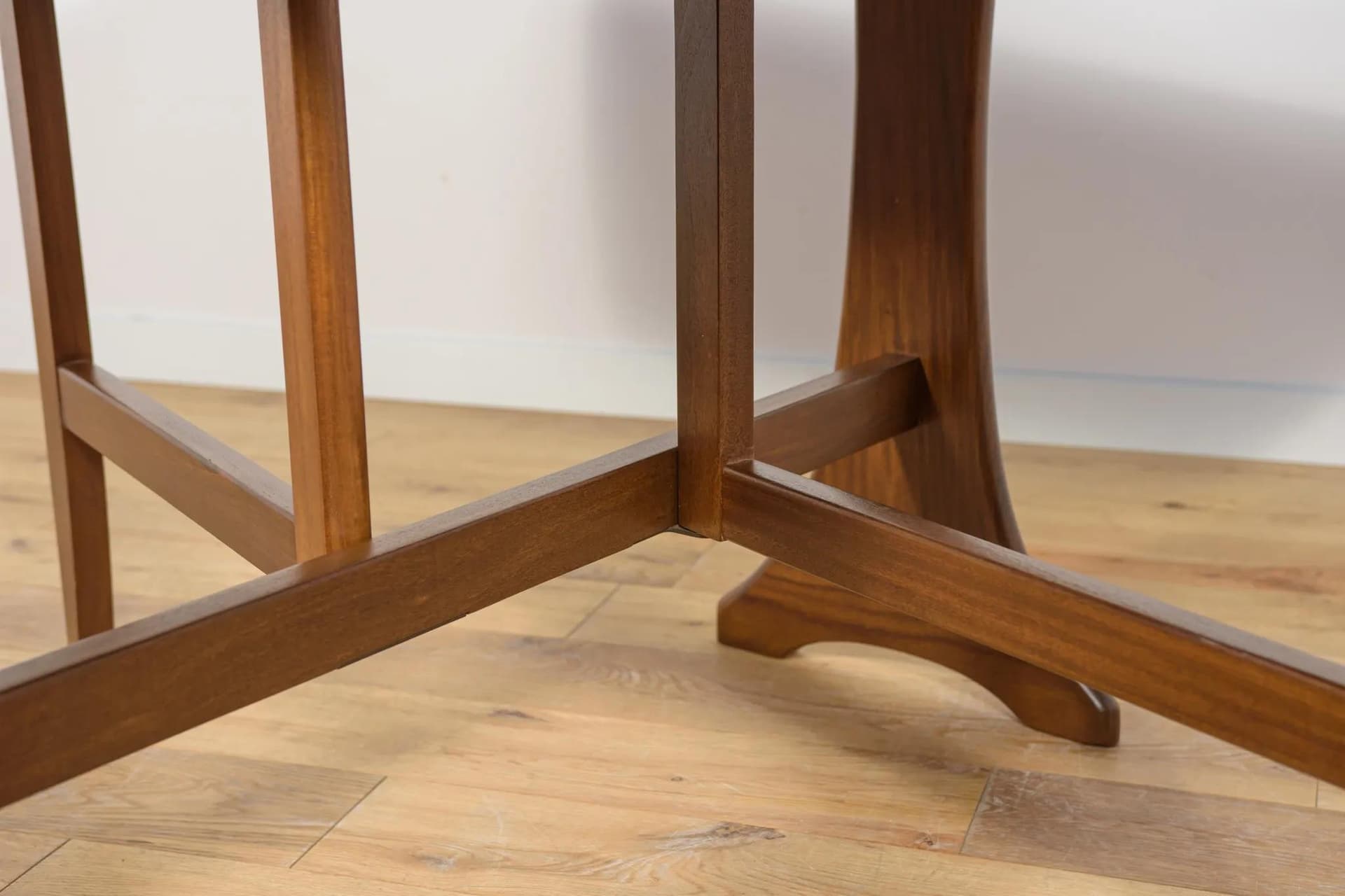 Extendable table, brown teak, G-Plan, United Kingdom, 1960s. - 70183