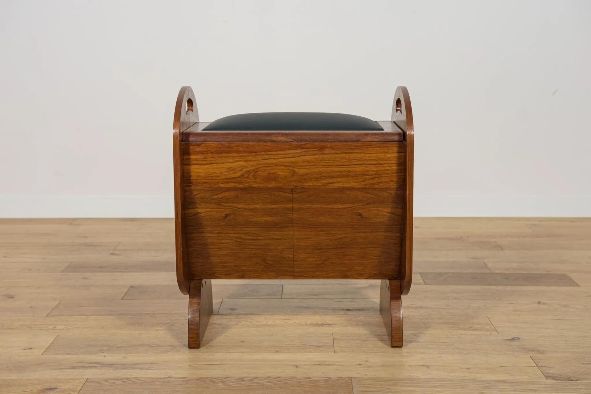 Pufa Art Deco, orzech brązowy, skóra czarna, Wielka Brytania, lata 30. - 70163