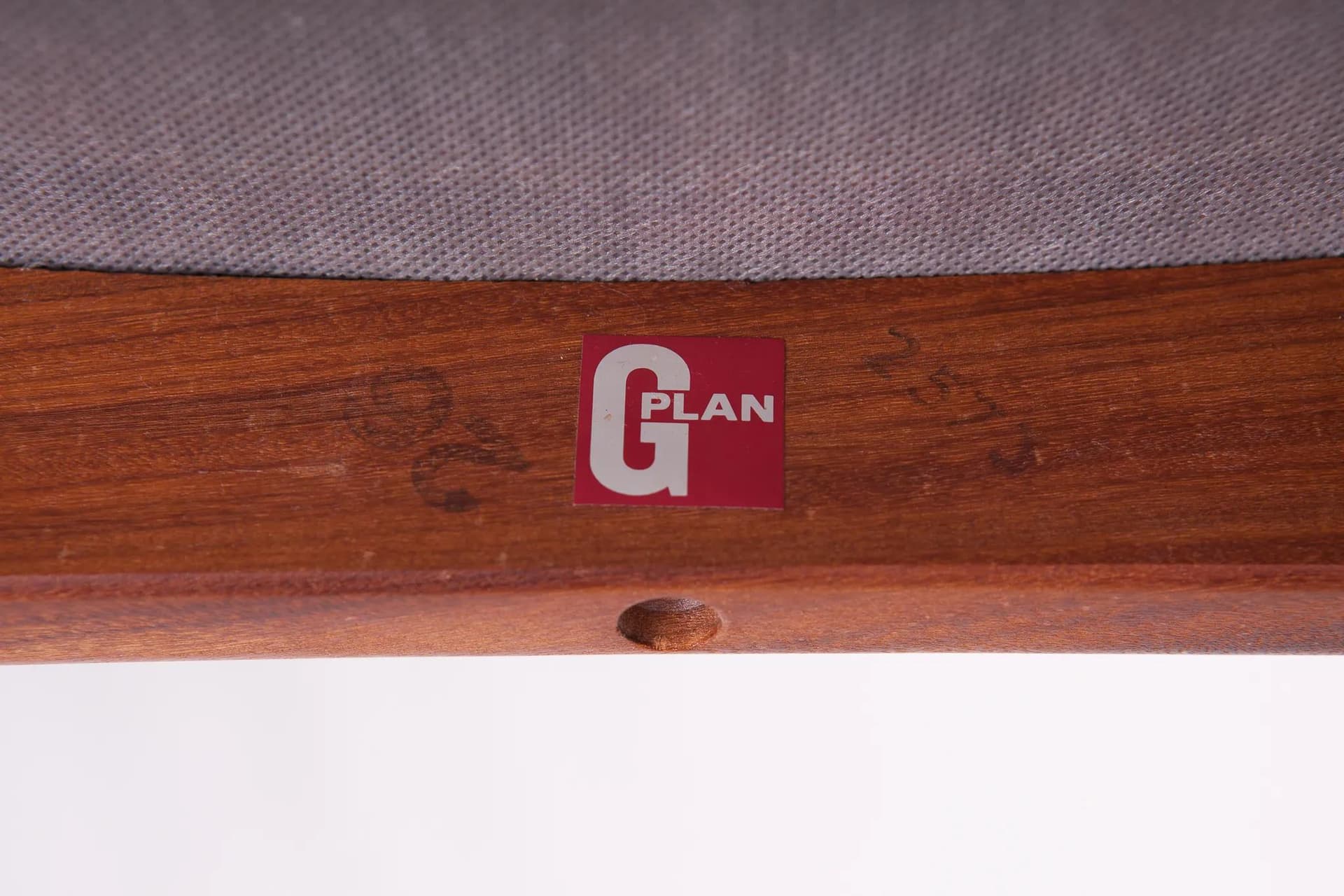 Komplet sześciu krzeseł, teak jasnoszary, proj. L. Dandy, G-Plan, Wielka Brytania, lata 60. - 70122