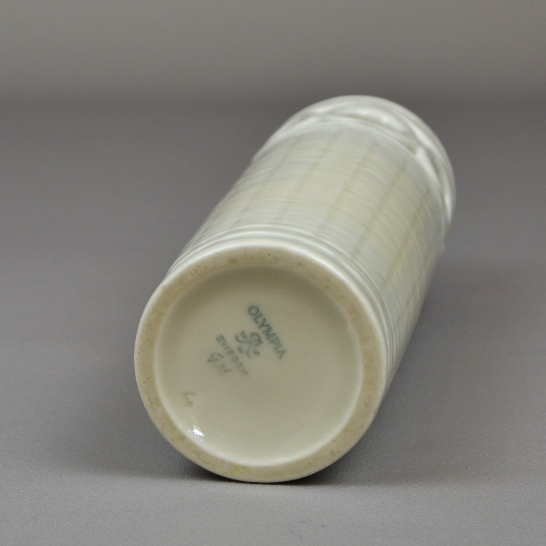 Wazon Olimpia, ceramika biała, proj. G. Nylund, Rörstrand, Szwecja, lata 40. - 524