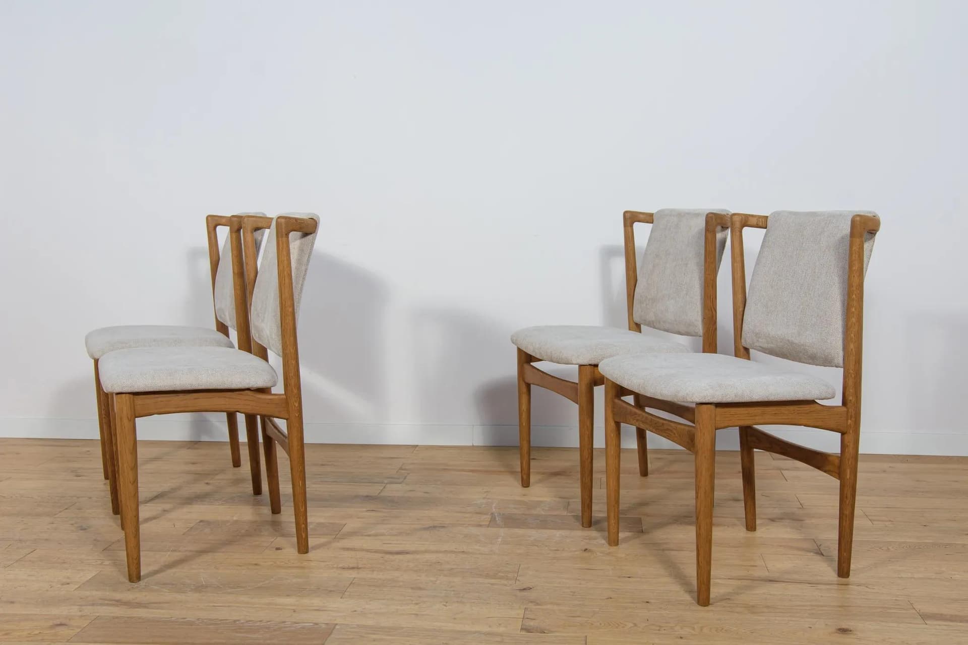 Komplet czterech krzeseł Model 171, dąb jasny krem, Slagelse Møbelværk, Dania, lata 60. - 69958