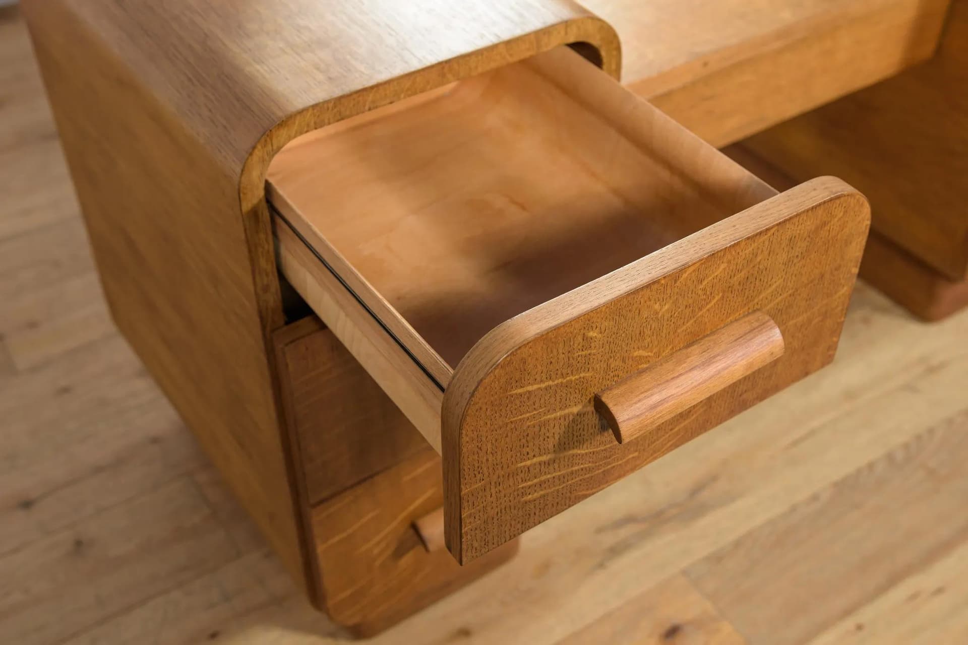 Toaletka Art Deco, dąb brązowy, Czechosłowacja, lata 50. - 69937