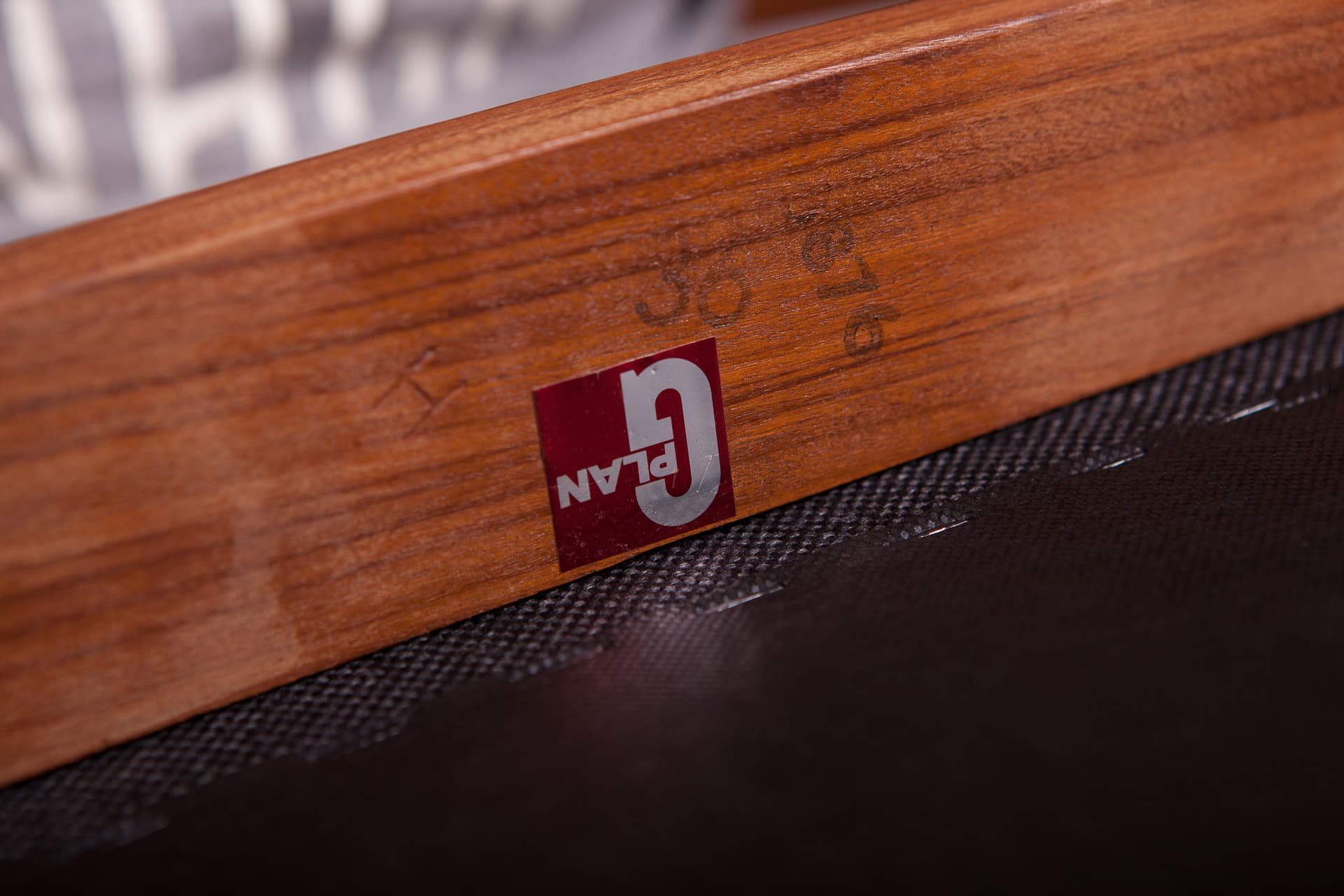 Komplet czterech krzeseł, teak czarny, proj. V. Wilkins, G-Plan, Wielka Brytania, lata 60. - 69752