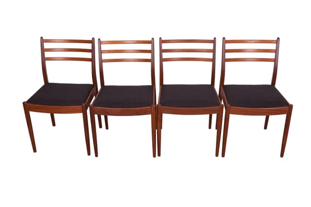 Komplet czterech krzeseł, teak czarny, proj. V. Wilkins, G-Plan, Wielka Brytania, lata 60. - WYMIARY