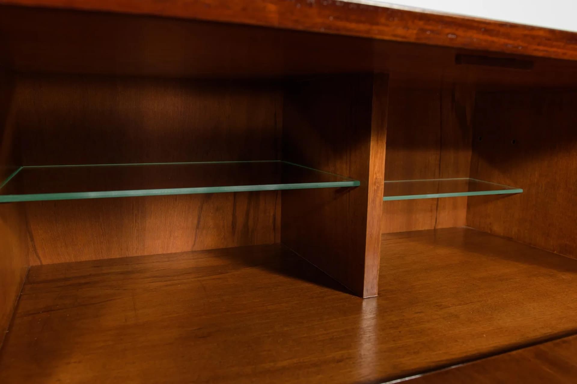 Komoda z barkiem, teak brązowy, Dania, lata 60. - 69711