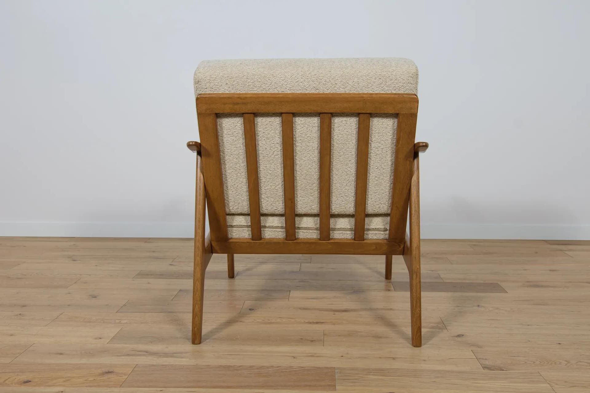 Armchair Model 5825, cream boucle, oak-stained beech, Poland, 1960s - 72790