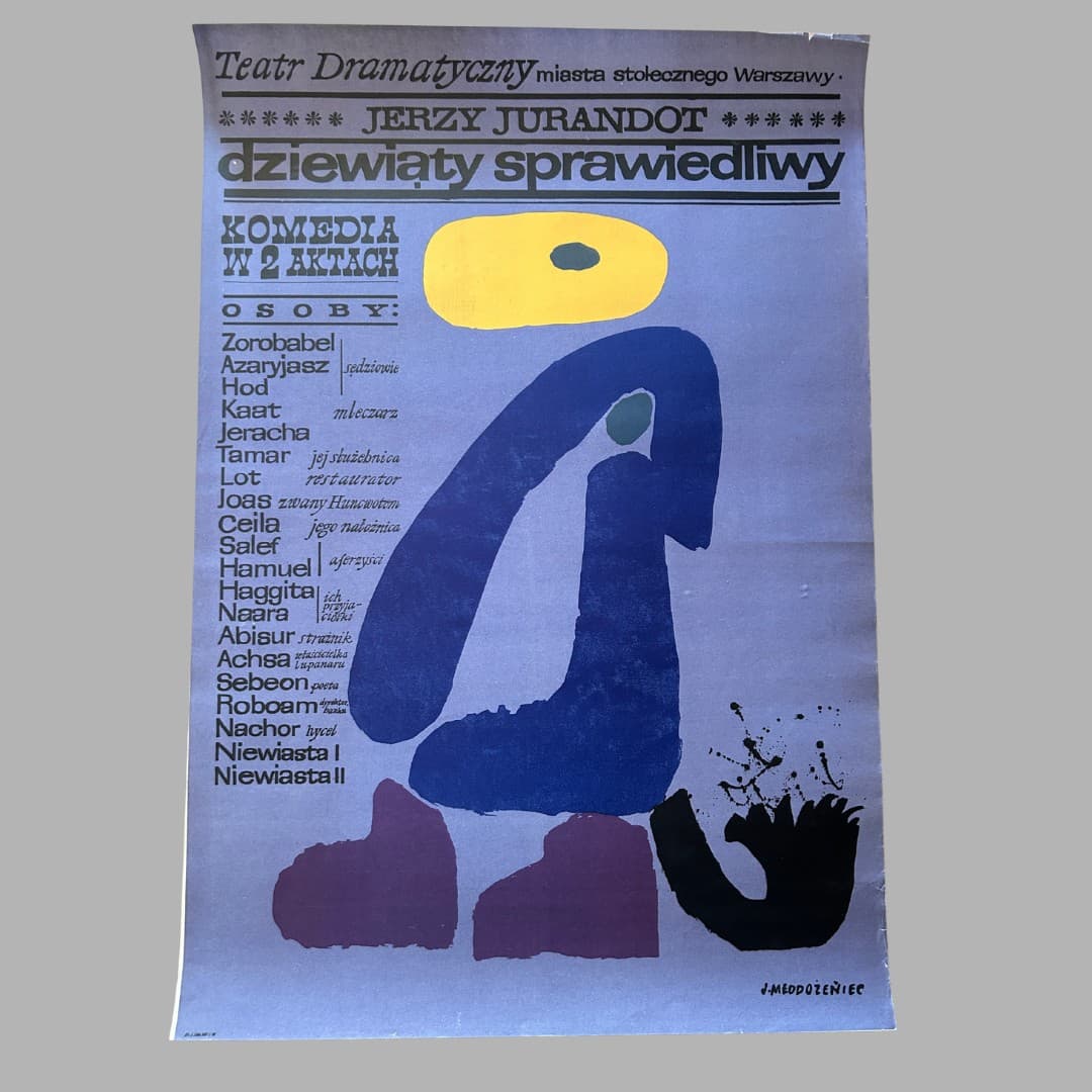 Plakat teatralny Dziewiąty Sprawiedliwy, granatowy, papier, aut. J. Młodożeniec, Polska, lata 60. - 72376