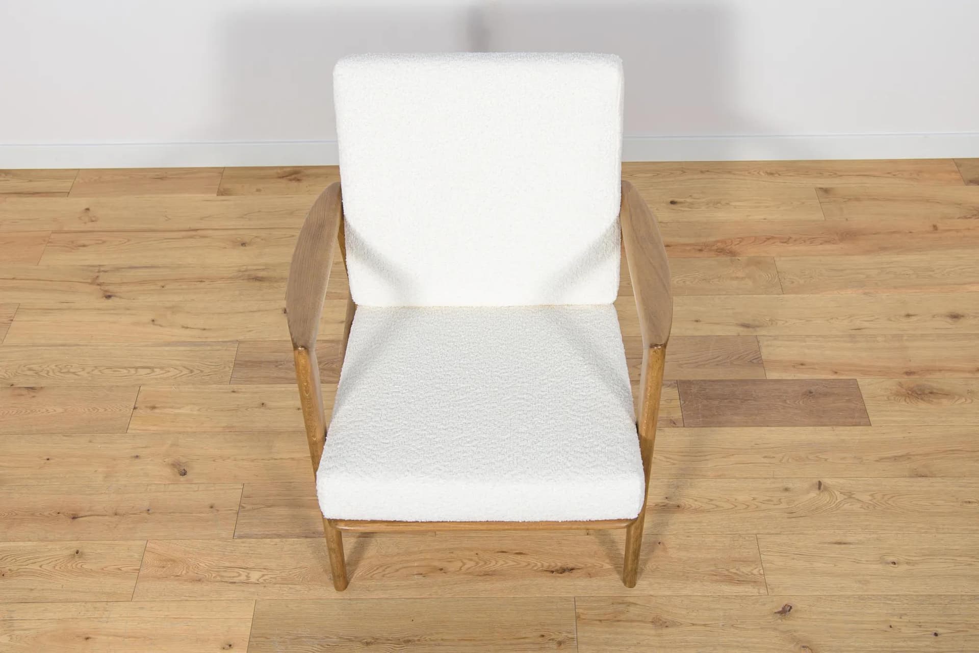 Pair of armchairs 300-139, white boucle, walnut beech, Swarzędzka Fabryka Mebli, Poland, 1960s. - 74198