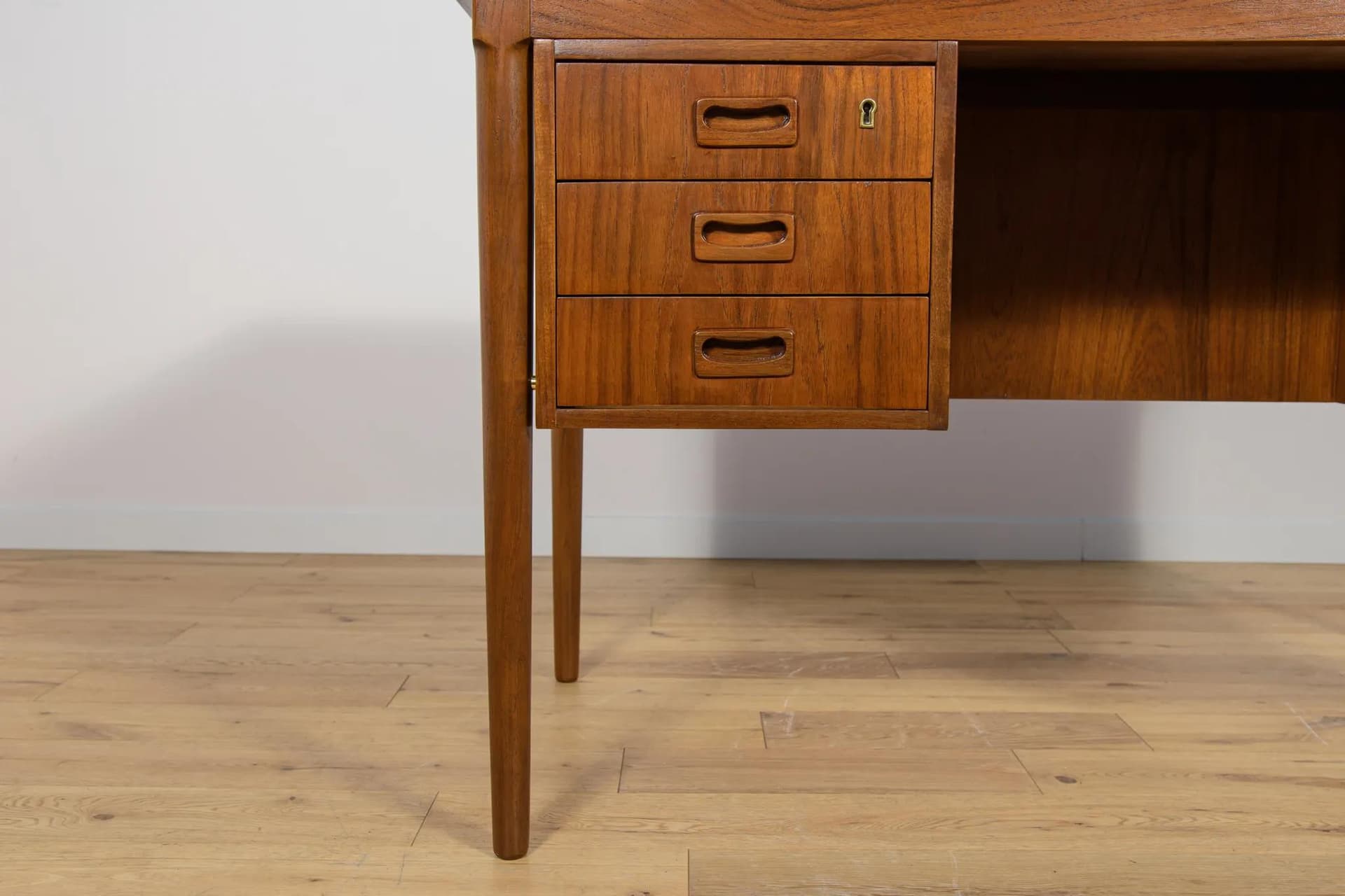Desk, brown teak, Denmark, 1960s. - 74042