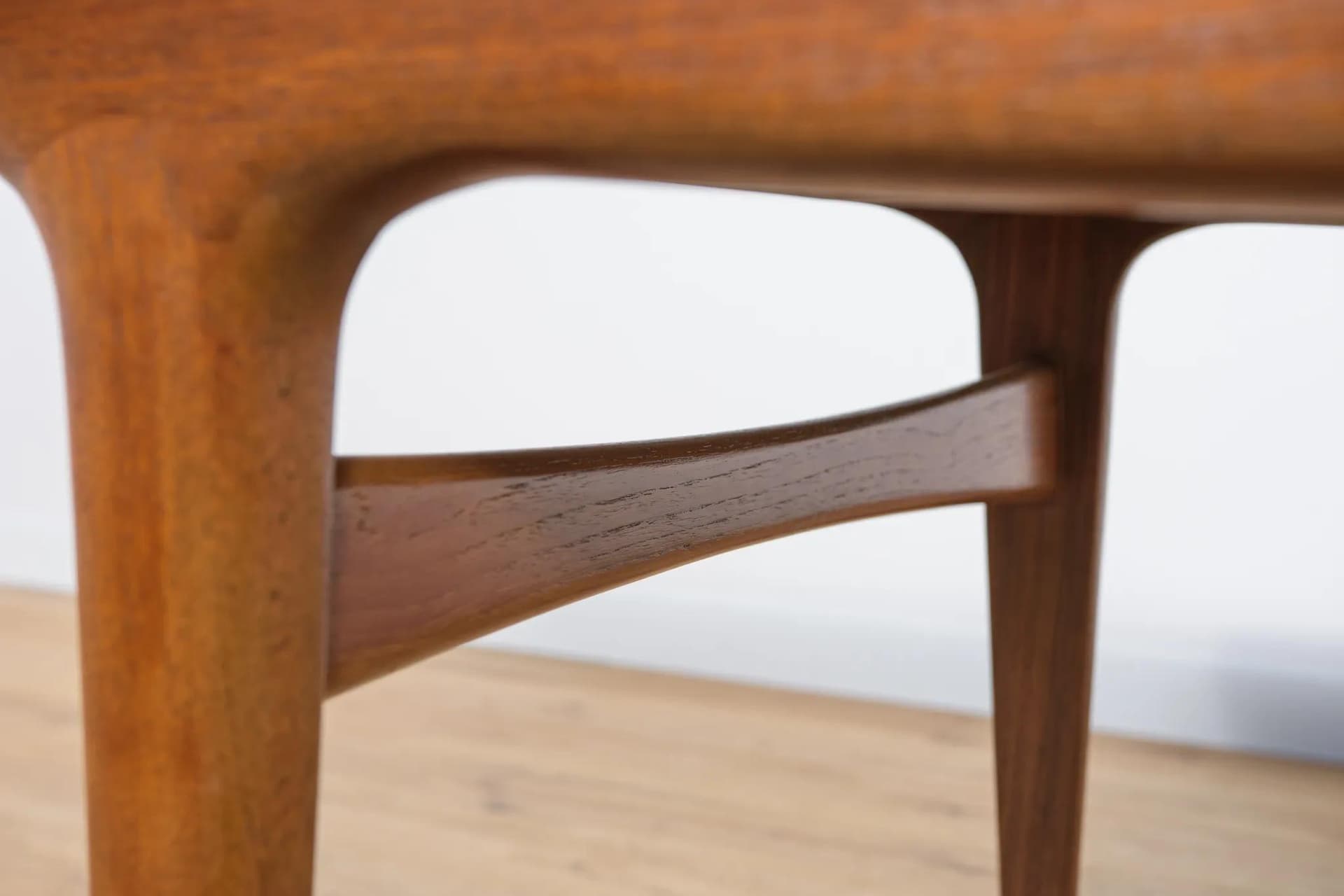 Stolik kawowy, drewno tekowe brązowy, proj. J. Andersen, CFC Silkeborg, Dania, lata 60. - 74030